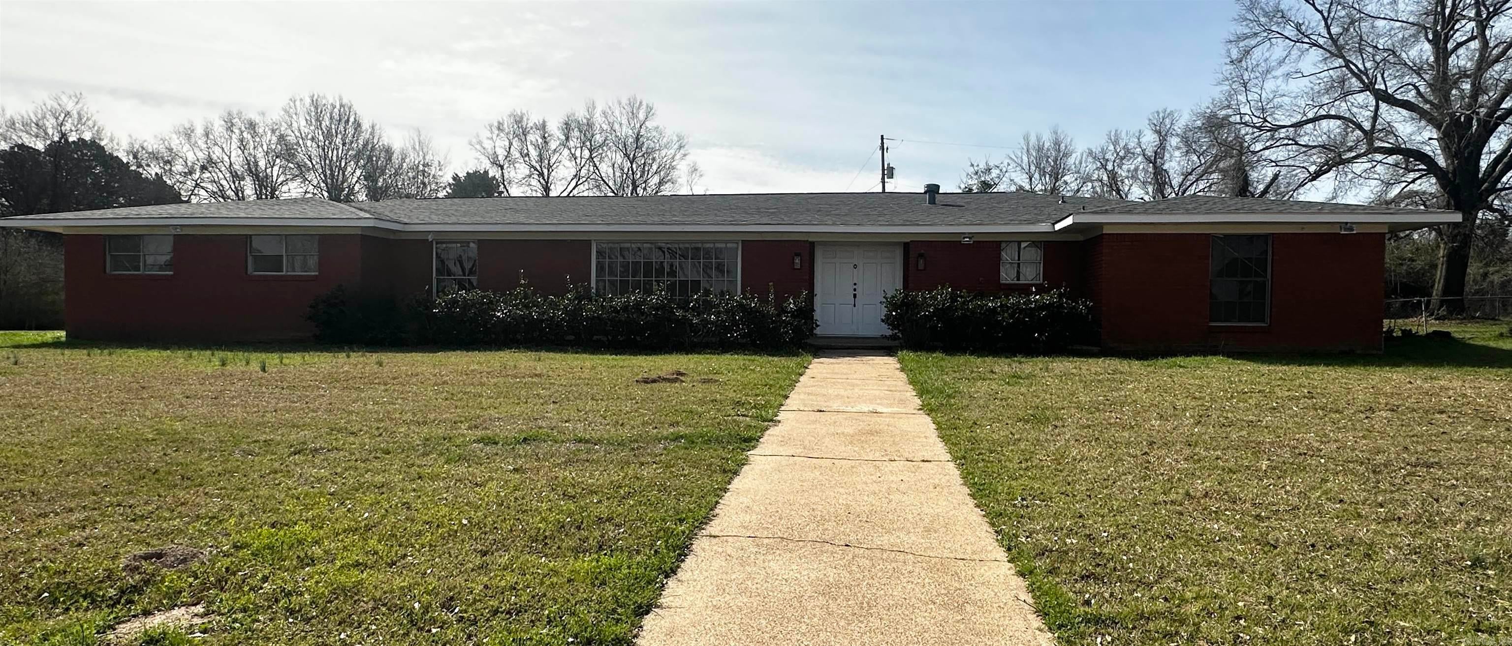 1408 E Main St. — photo