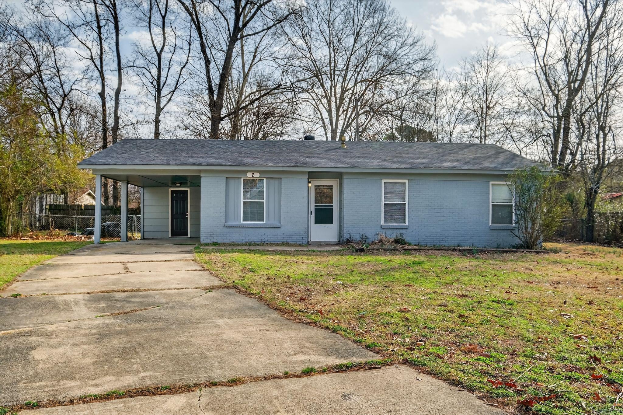 6 Wagon Circle — photo