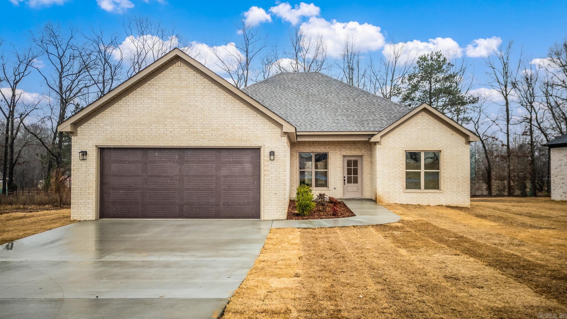 218 Michelle Drive — photo