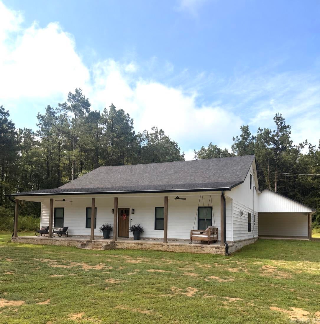 640 Heritage Drive — photo