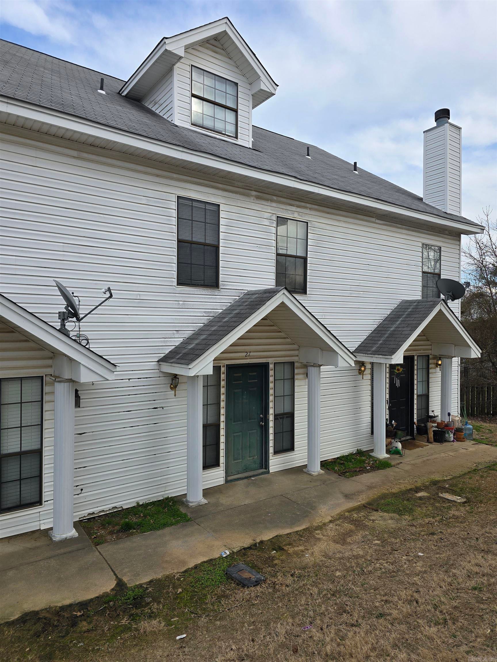 27 Edgehill Cove — photo