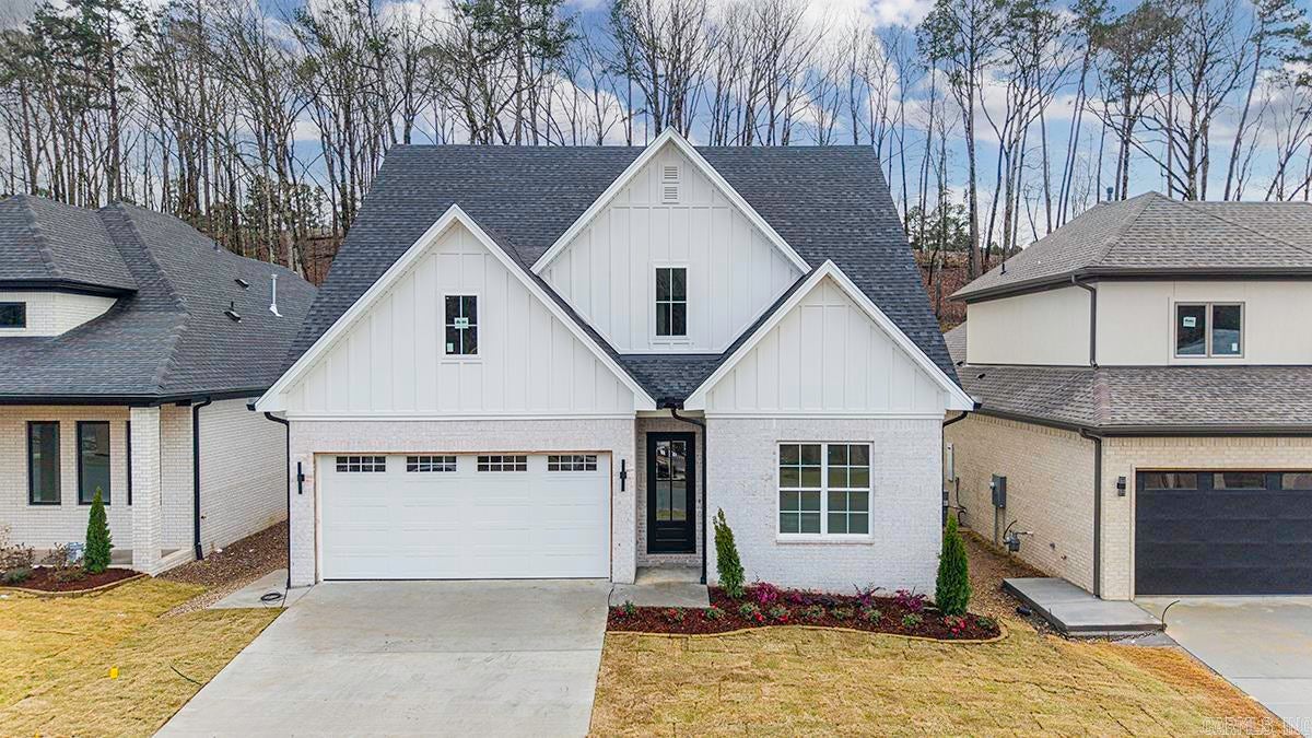 121 Kinley Loop — photo