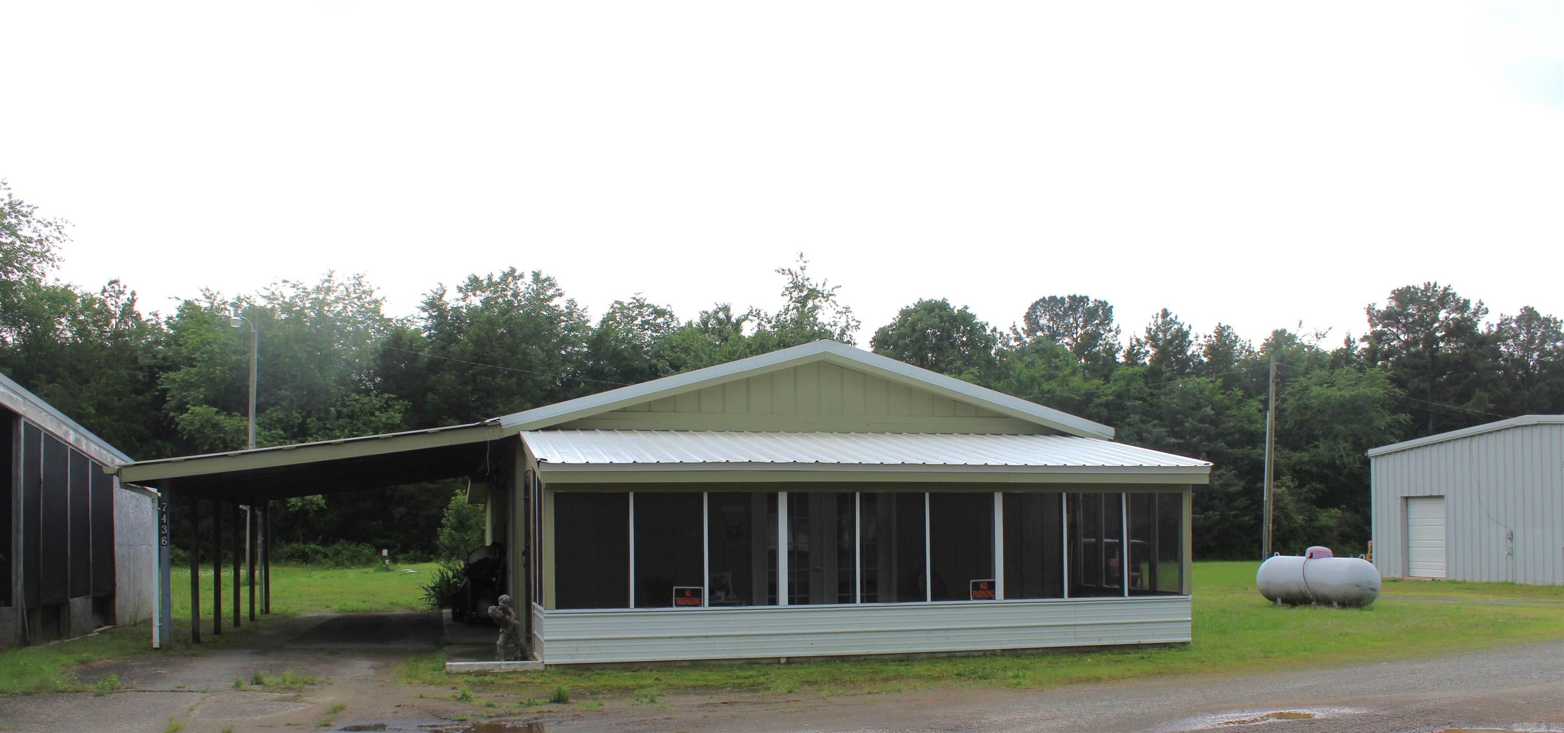 7436 Edgemont Road — photo