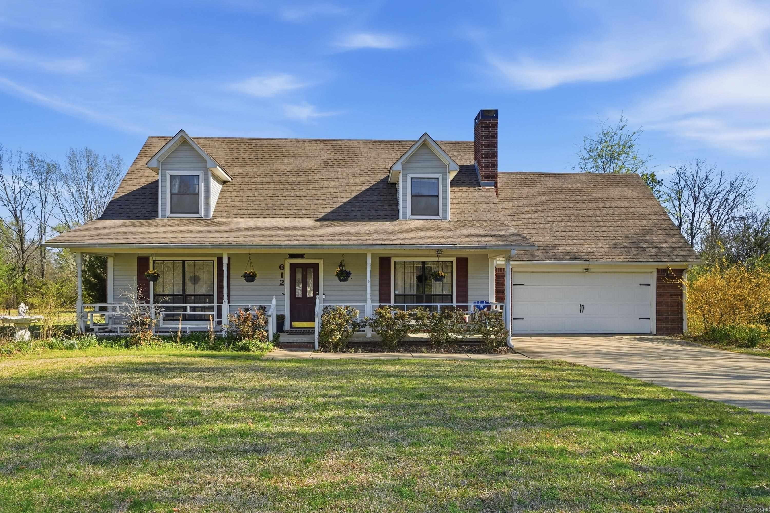 612 Dogwood Meadows Lane — photo