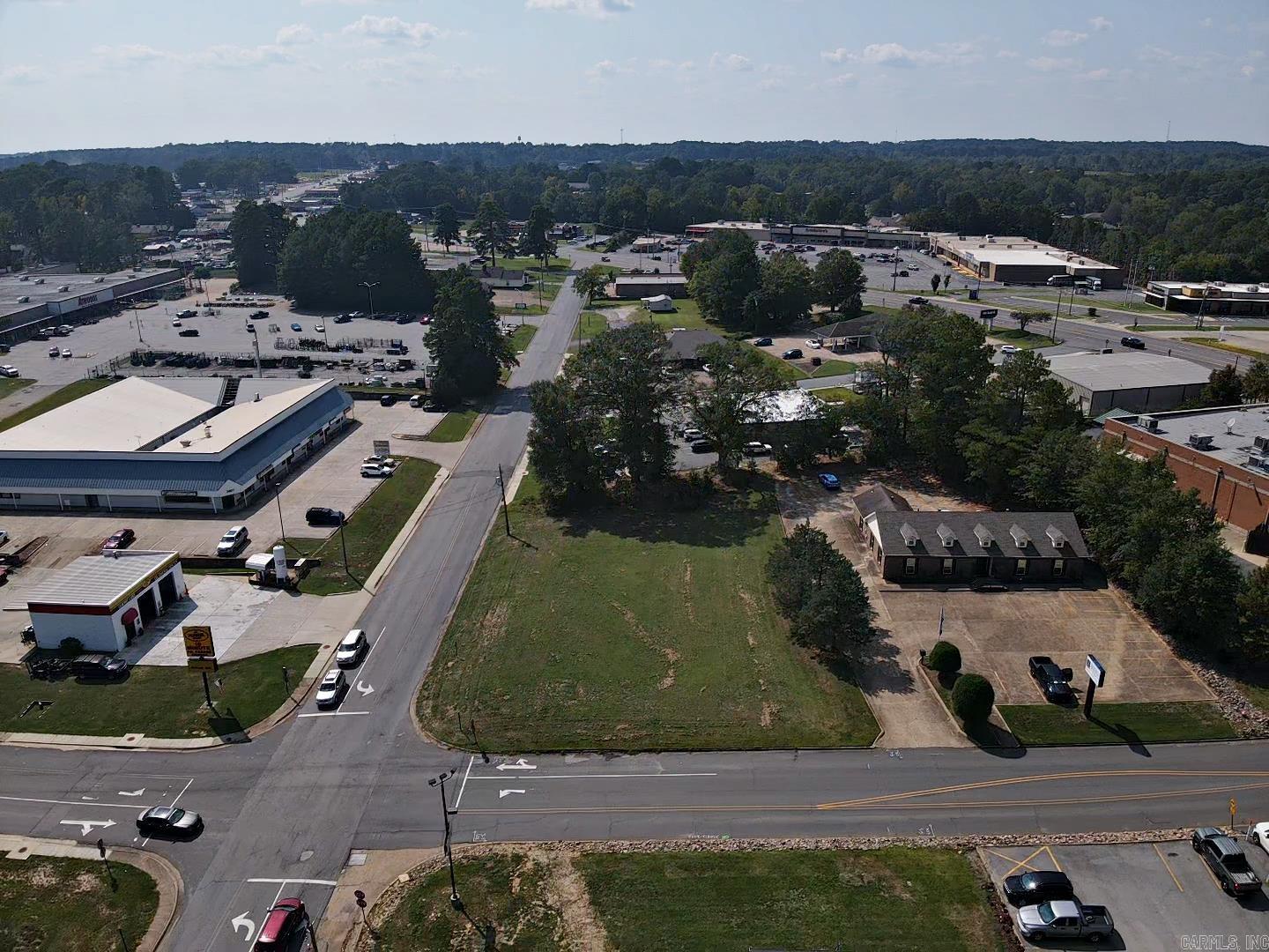 Home in Arkadelphia, AR 71923 — photo 3