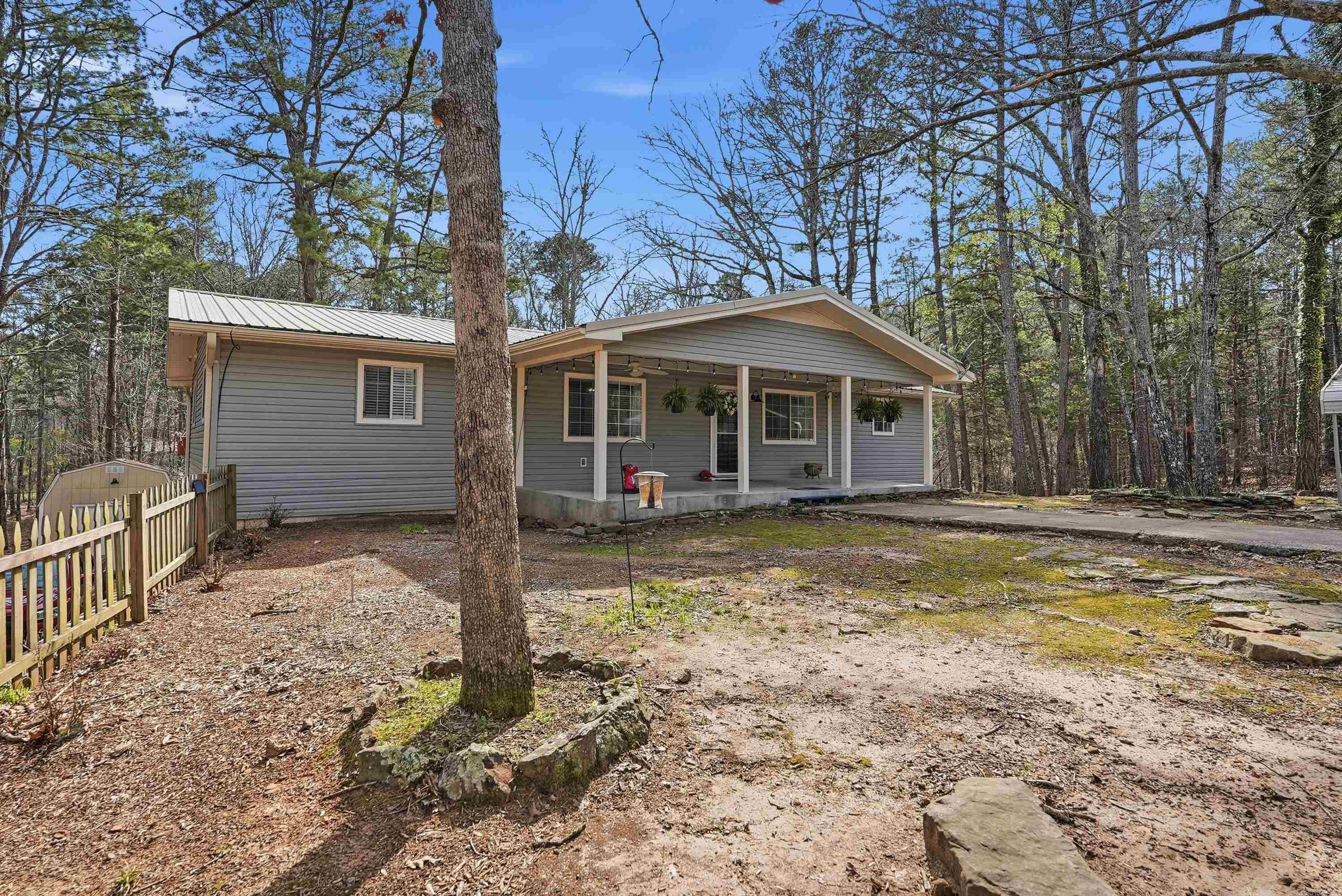 110 Cliff Court — photo