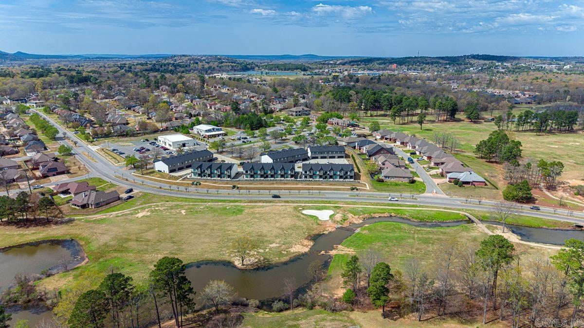 225 Country Club Parkway — photo