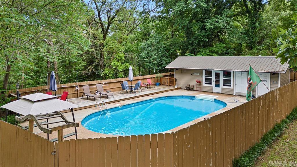 210 Hilltop Drive — photo