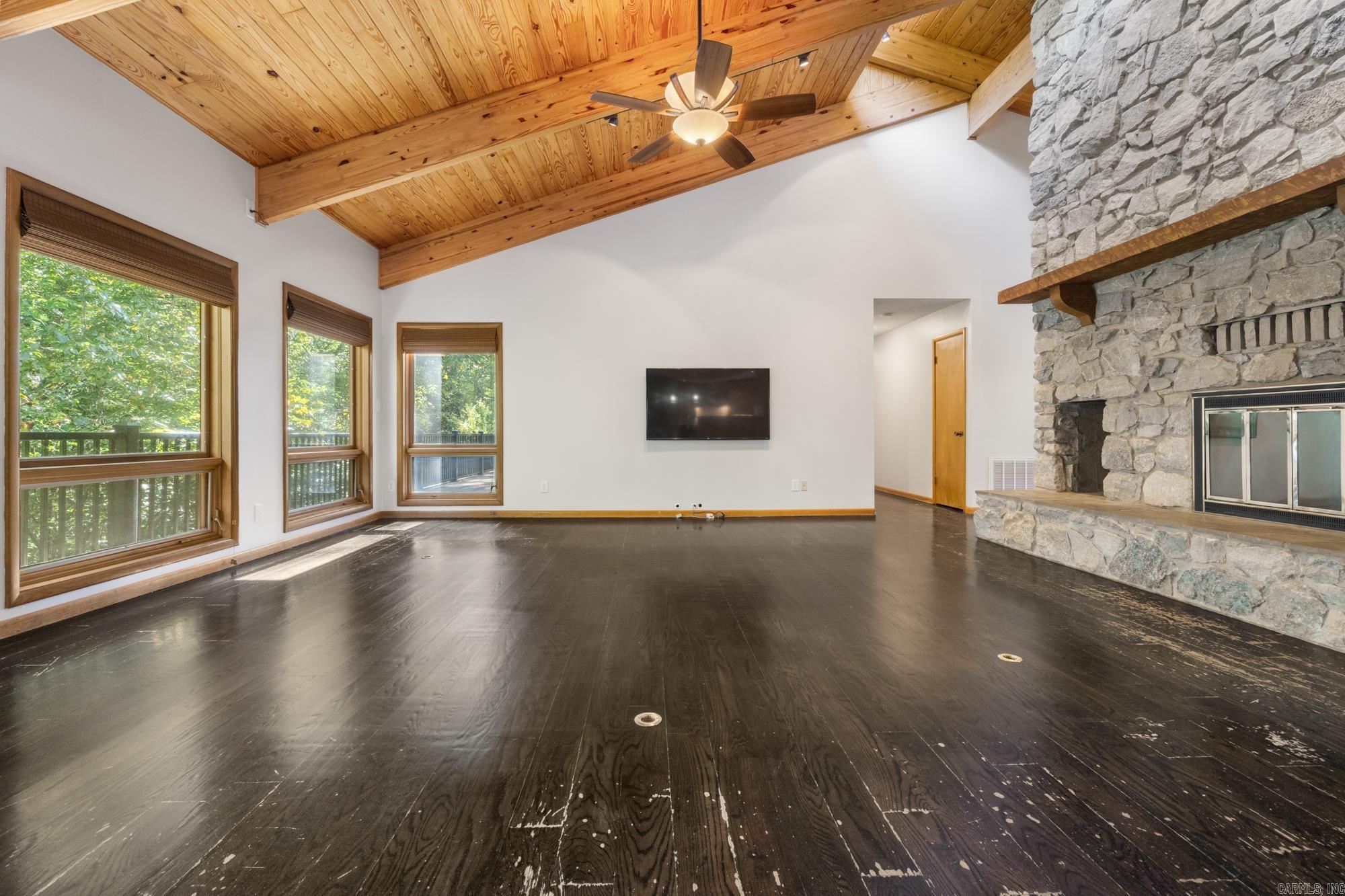 Home in Harrison, AR 72601 — photo 2
