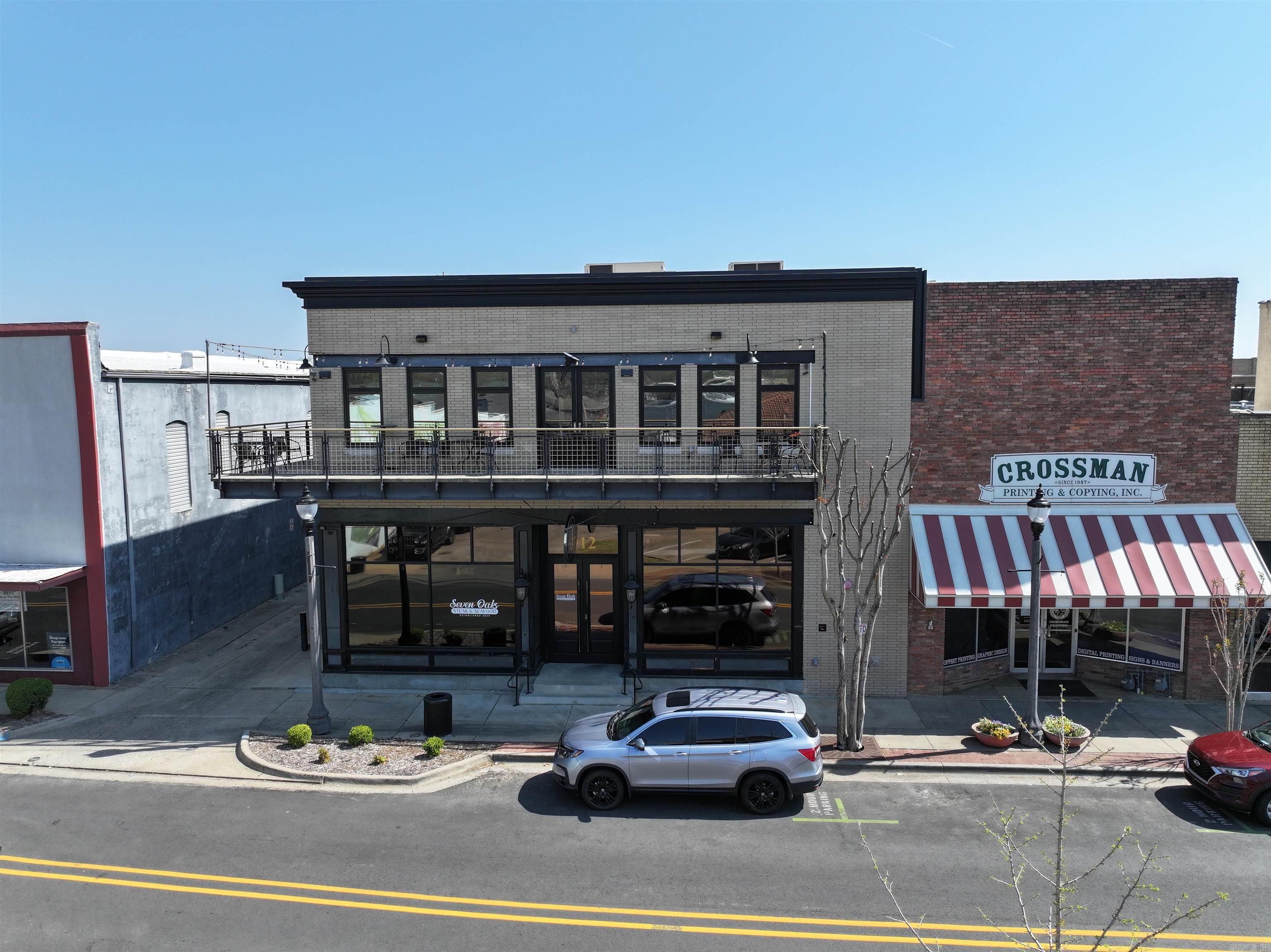 912 Front Street — photo