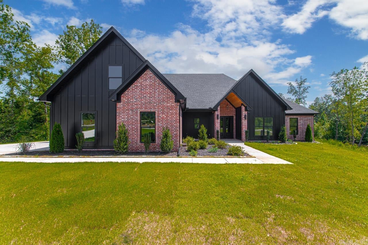 100 Shepherd Loop Drive — photo