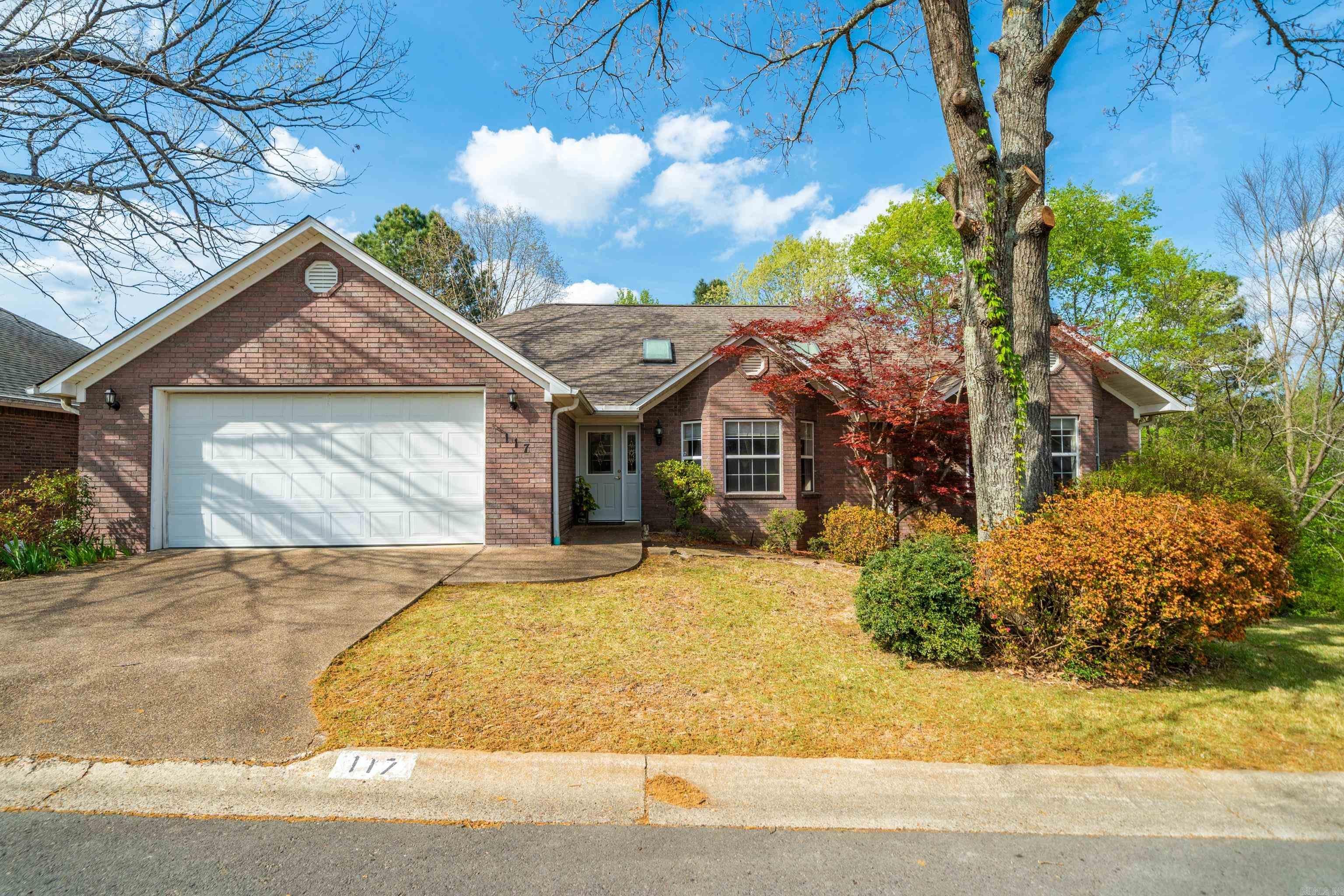 117 Forest View Circle — photo