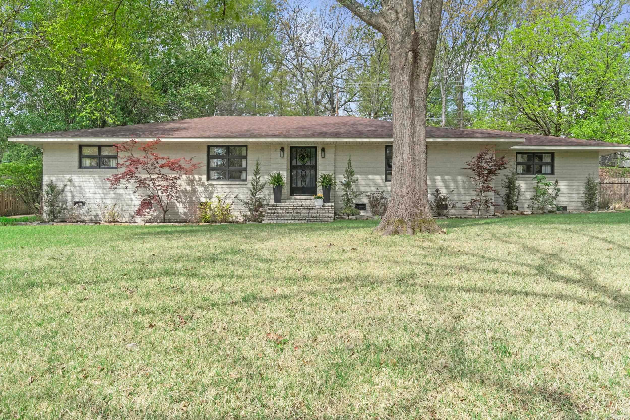 10 Shannon Drive — photo