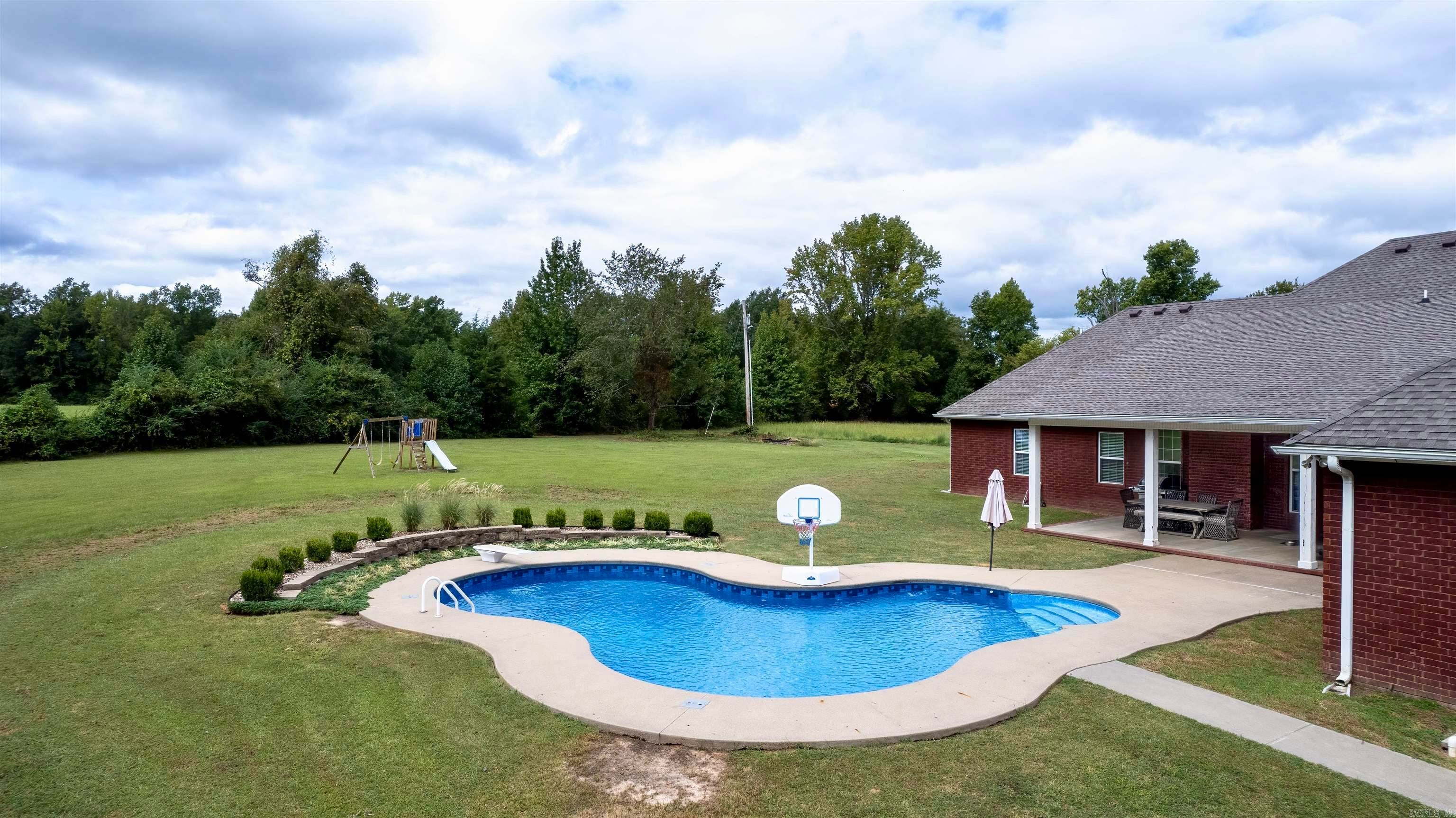 Home in Lavaca, AR 72941 — photo 3