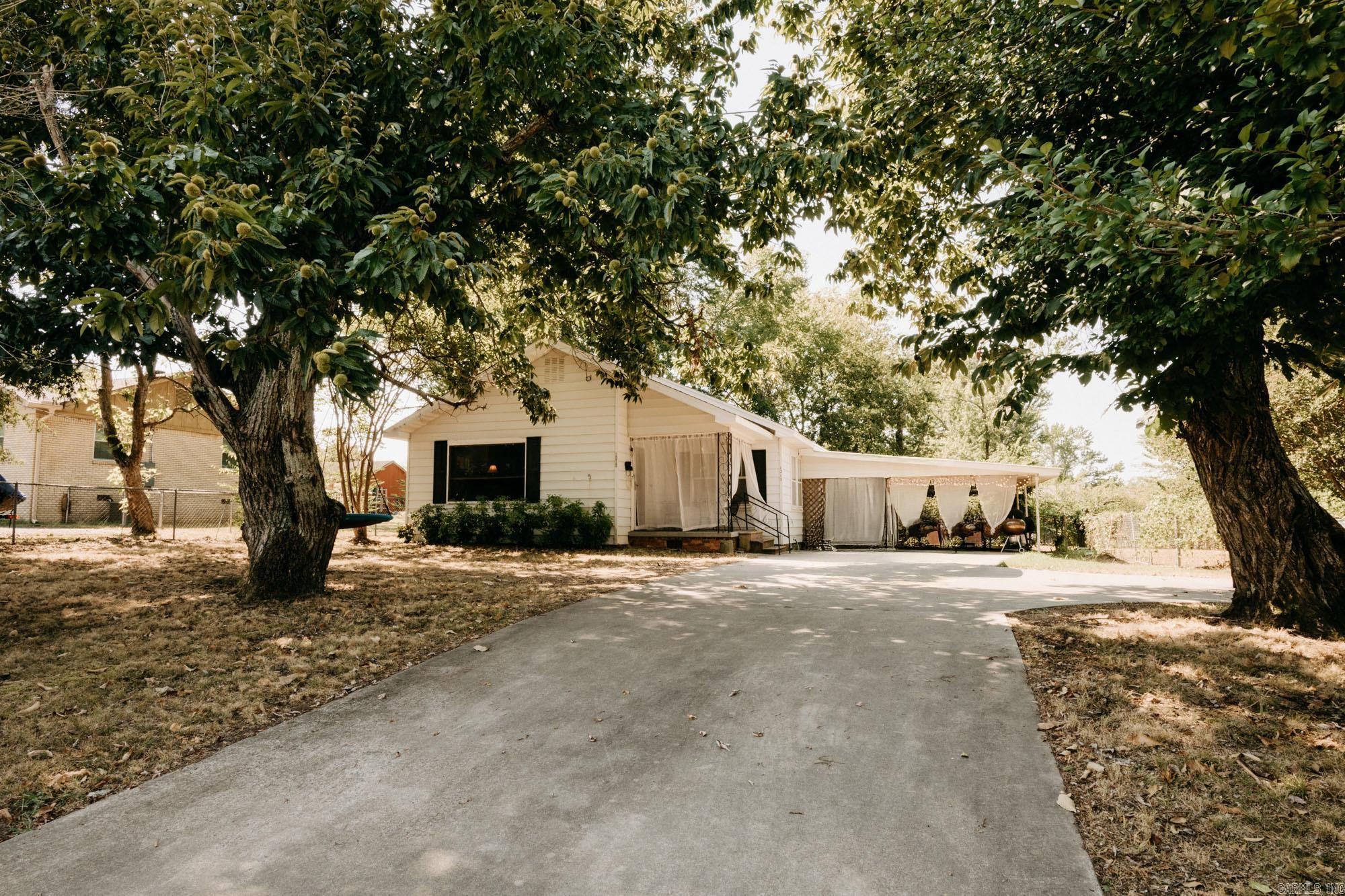 1212 W Jackman Street — photo