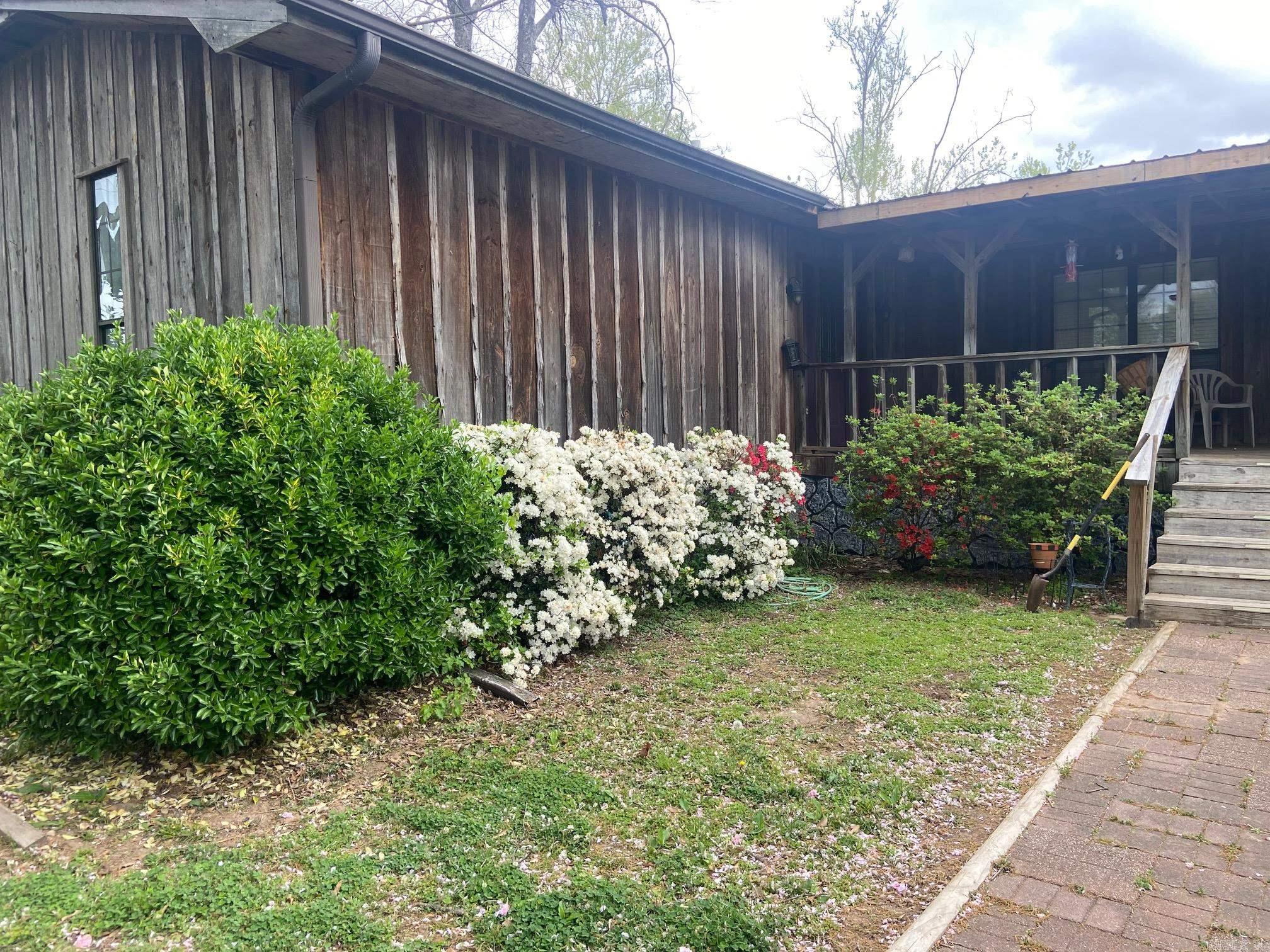 3115 Riverside Drive — photo