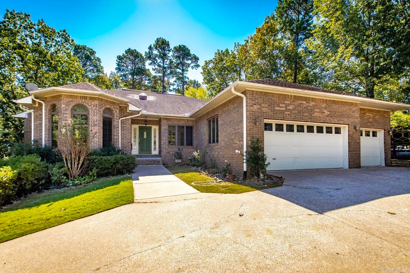 233 Snead Drive — photo