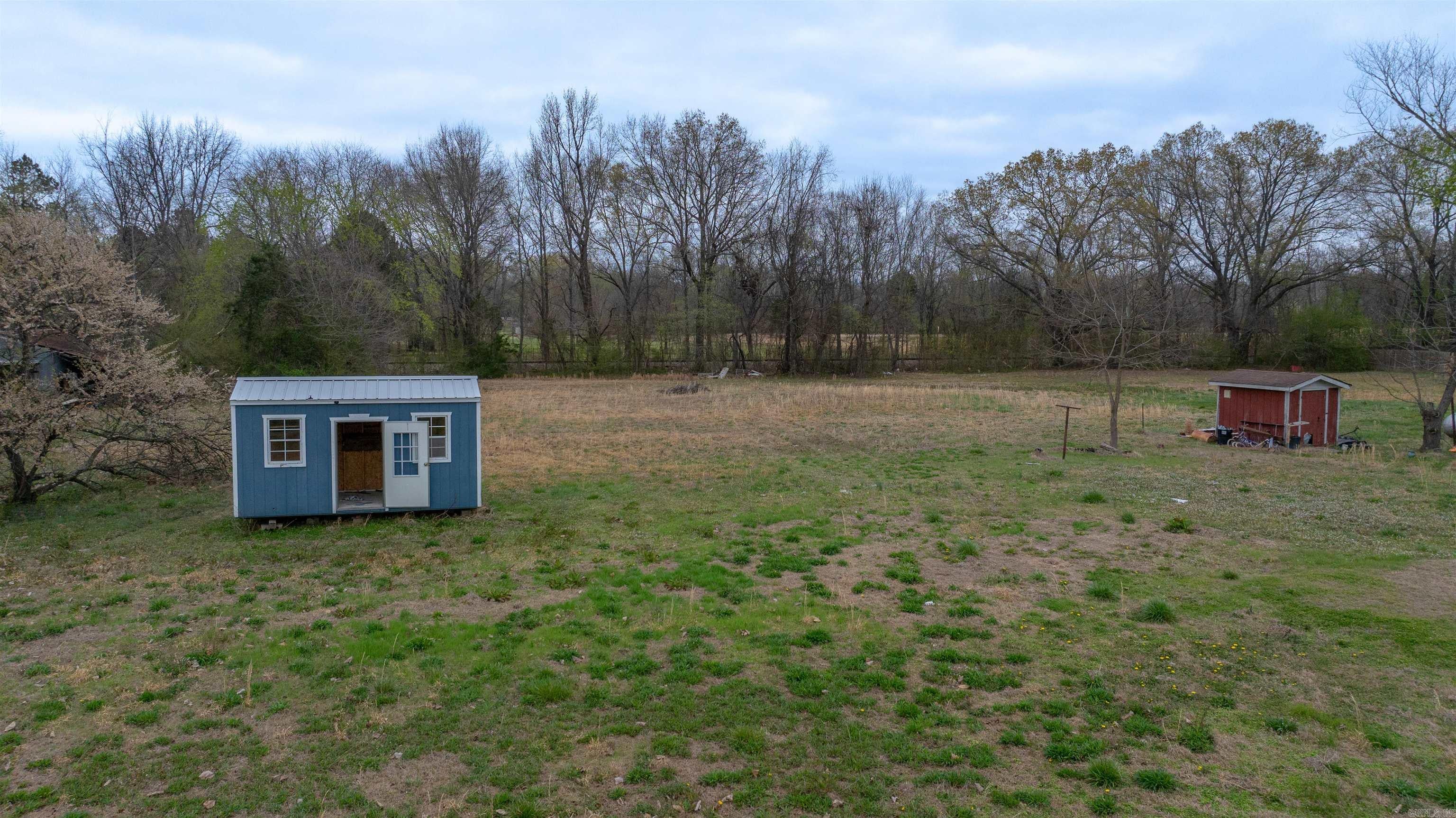 Home in Batesville, AR 72501 — photo 2