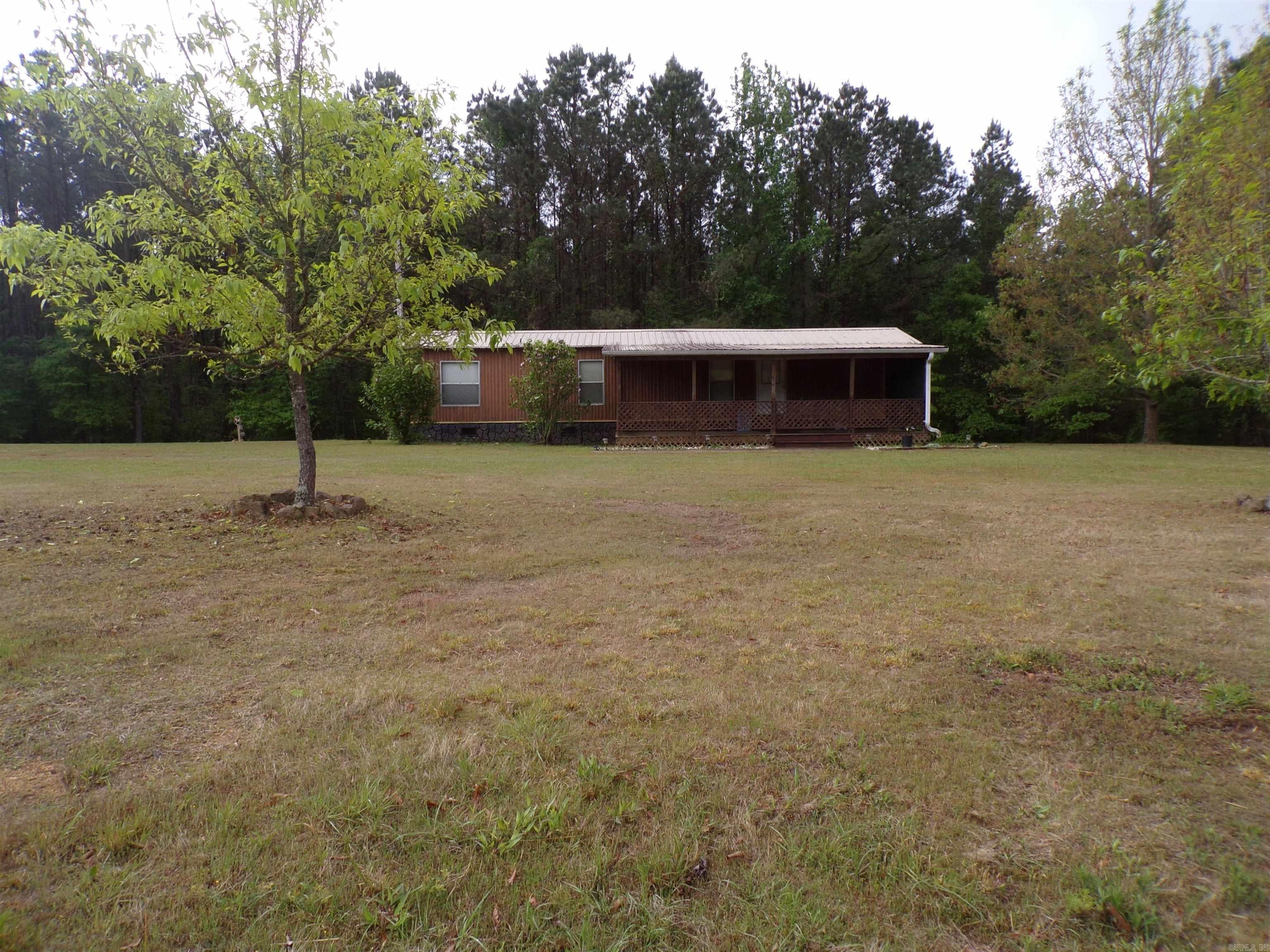 1807 Fendley Road — photo