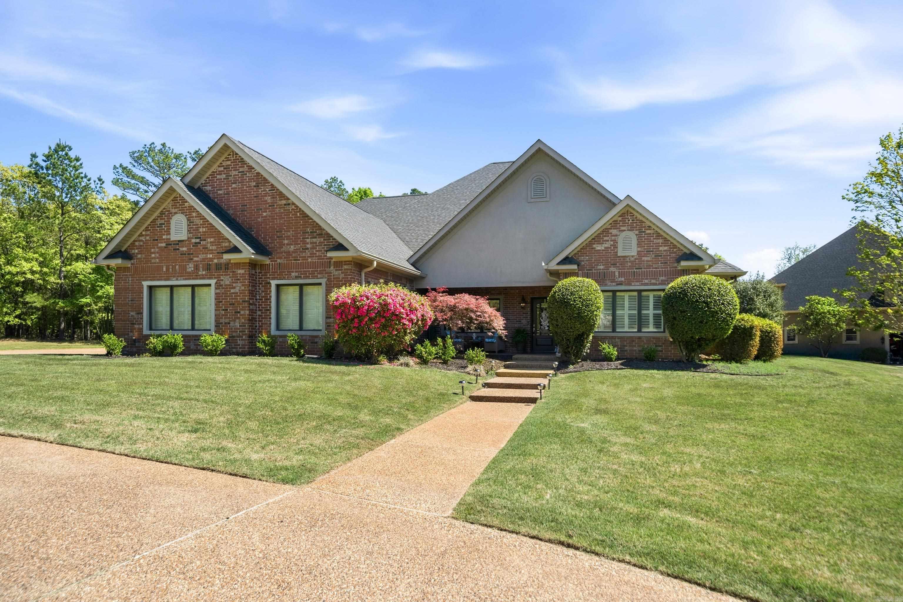 126 Oak Shores Circle — photo