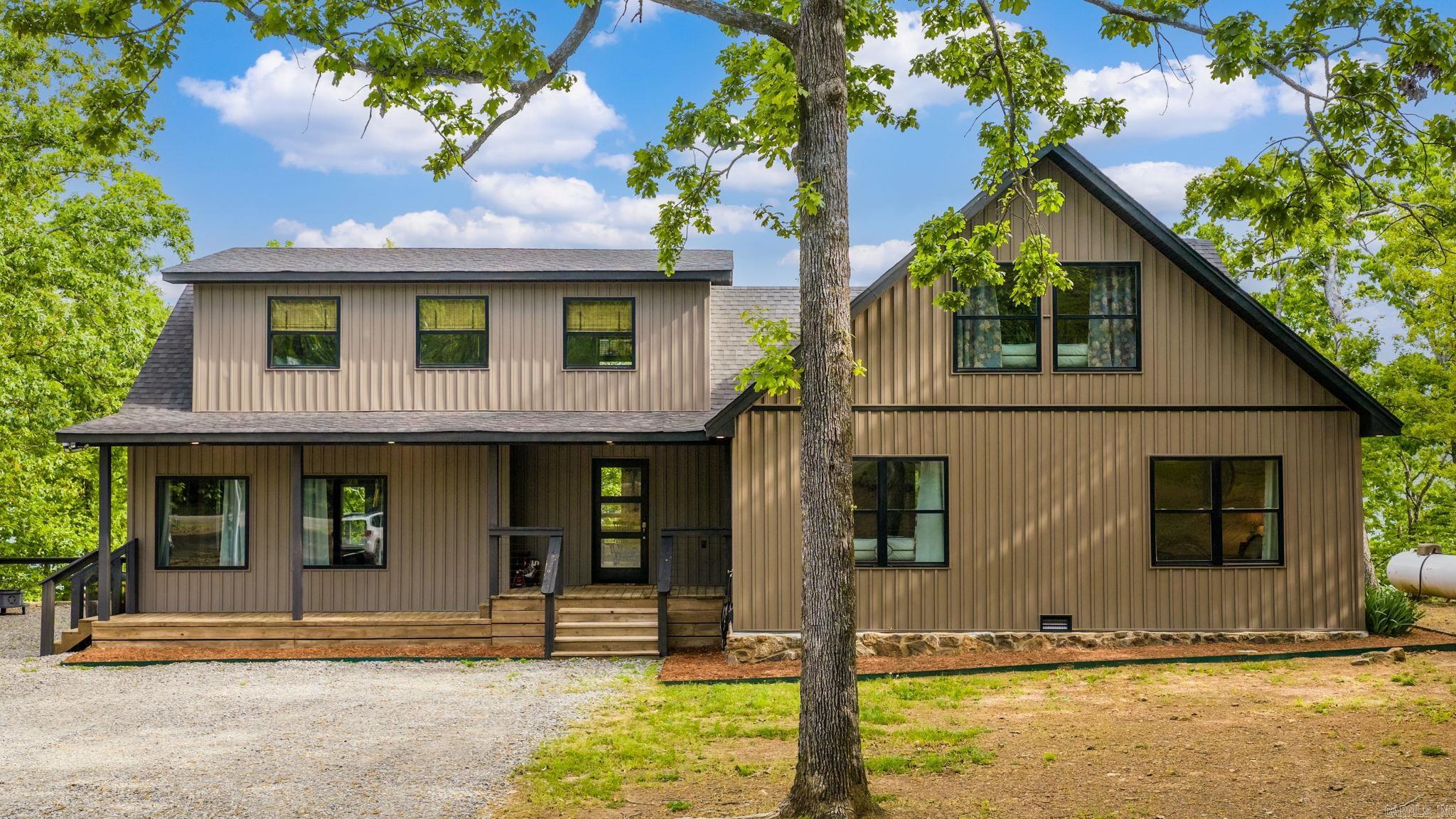 3430 Lake Cliff Road — photo