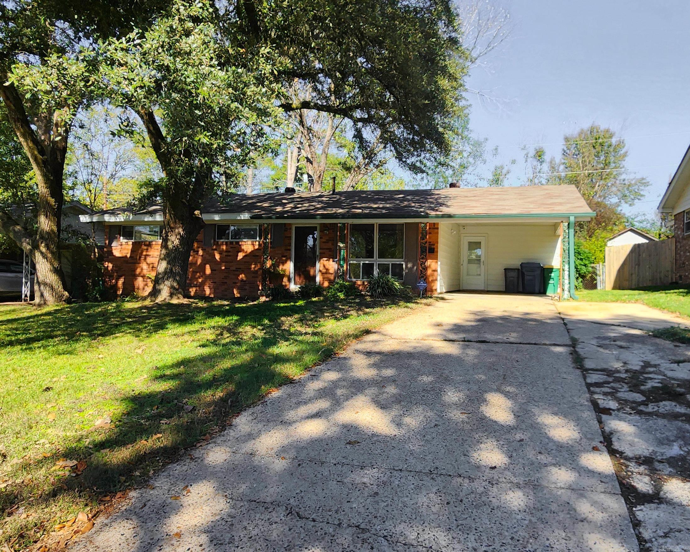 10012 Ronald Drive — photo