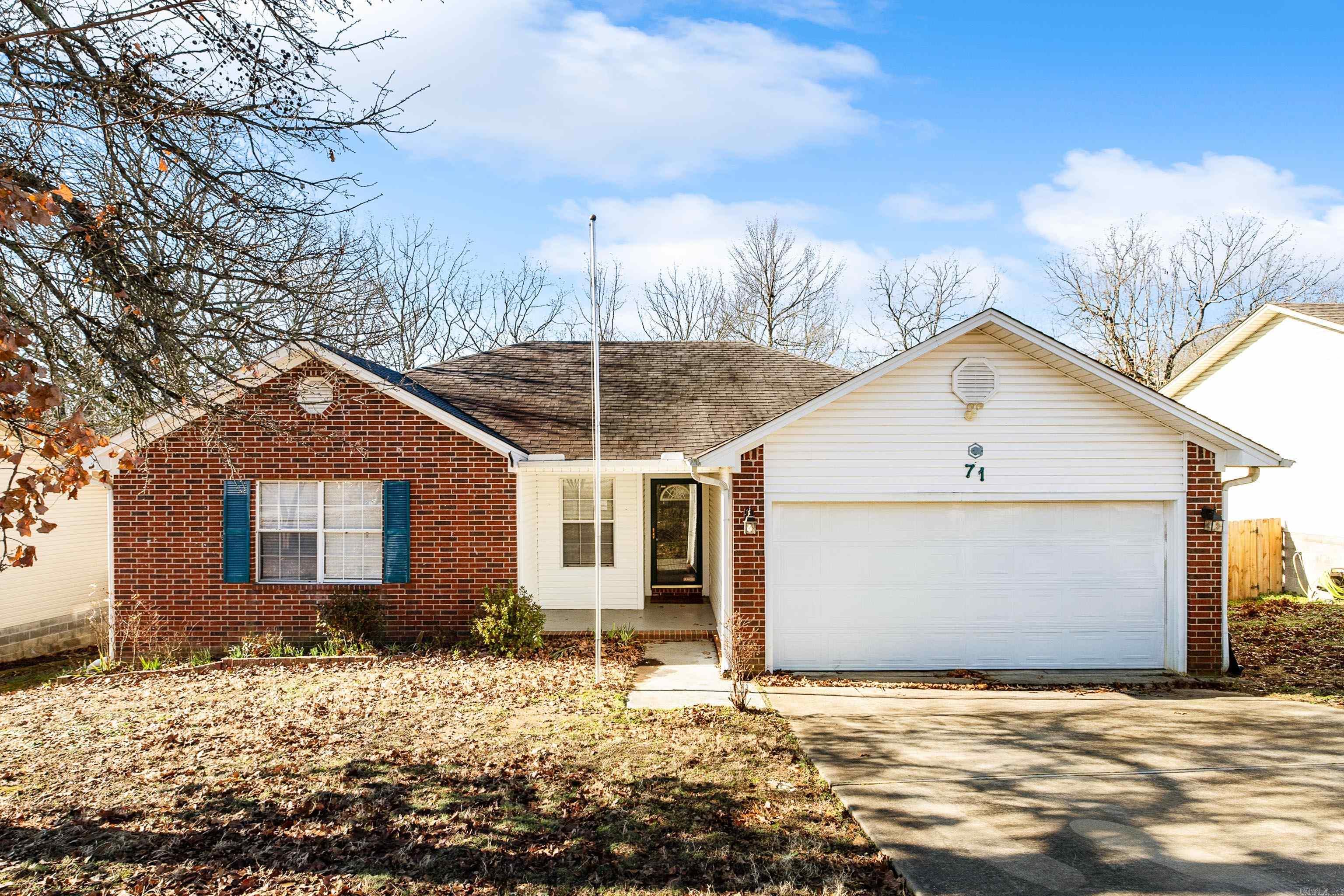71 Cinnamon Drive — photo