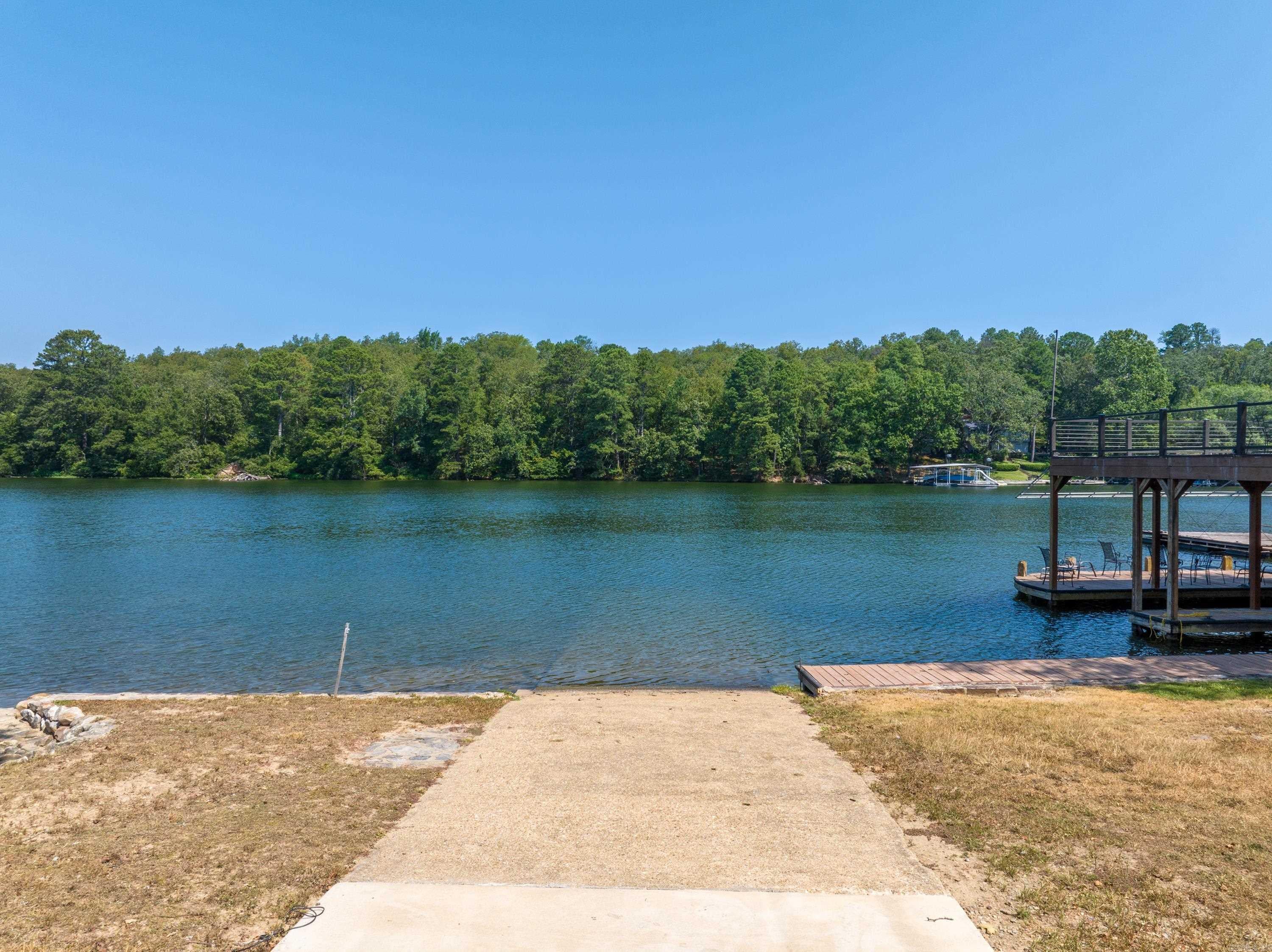 Home in Hot Springs, AR 71913 — photo 2