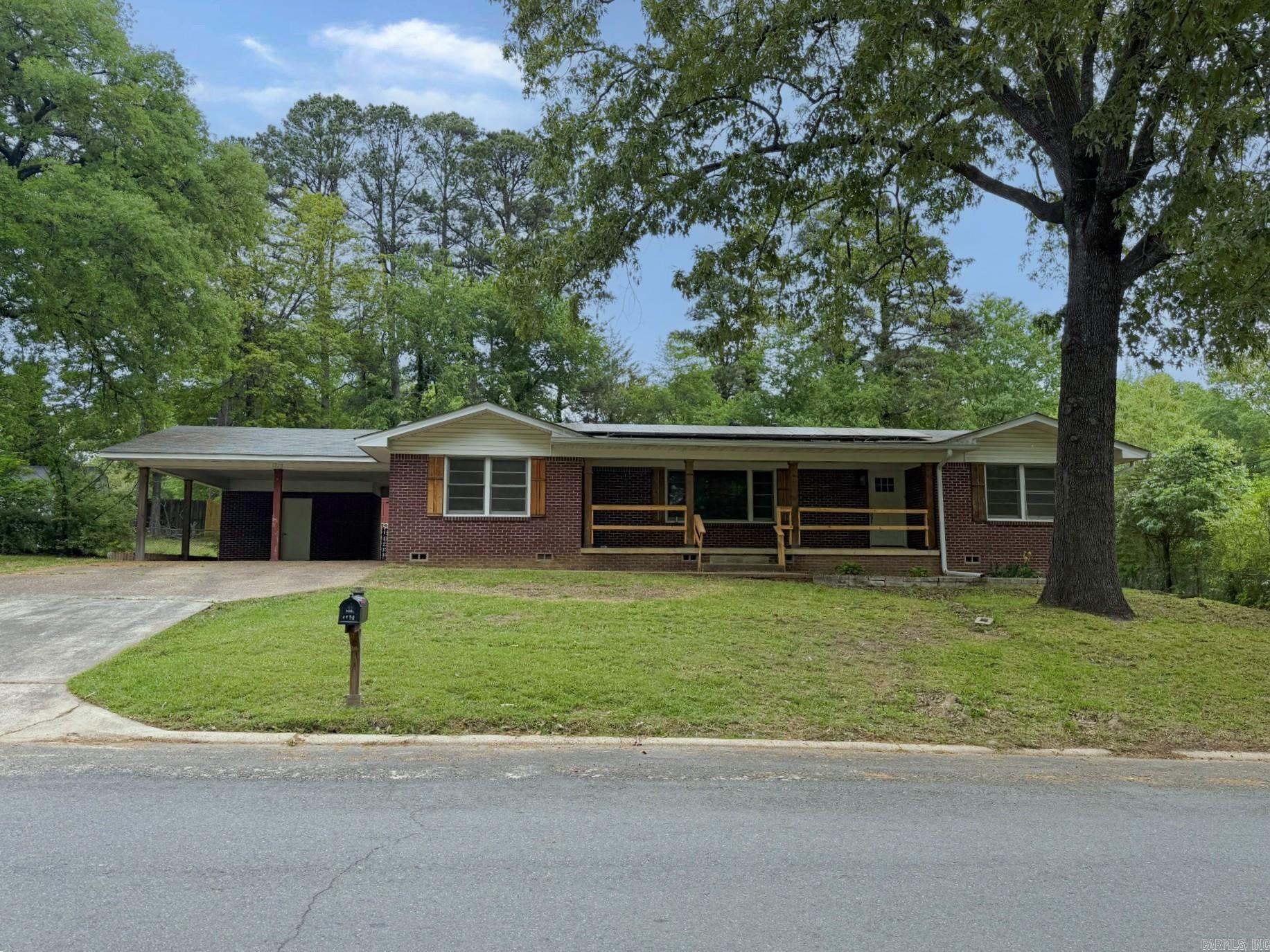 1220 Sunset Drive — photo