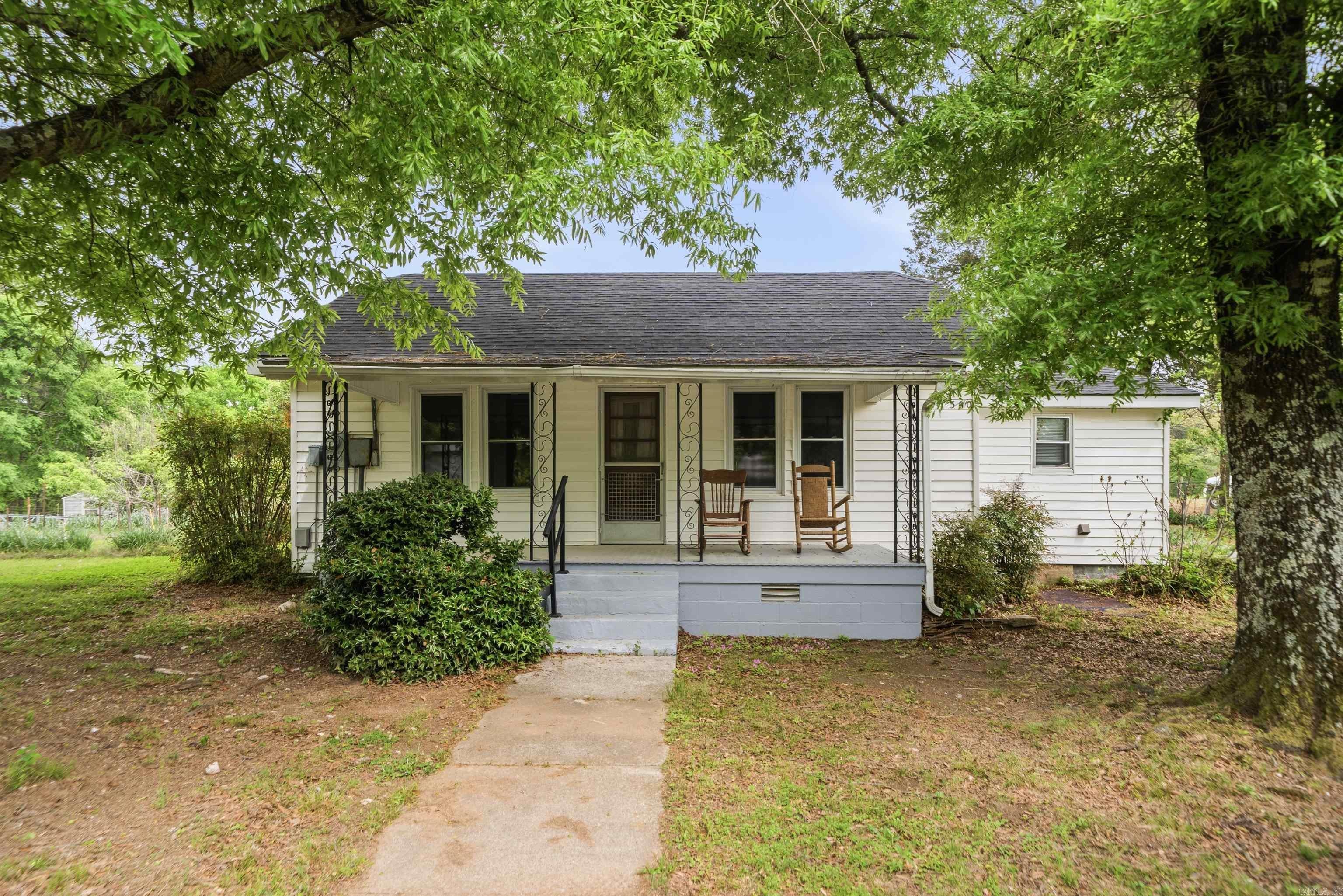 300 Carver Street — photo