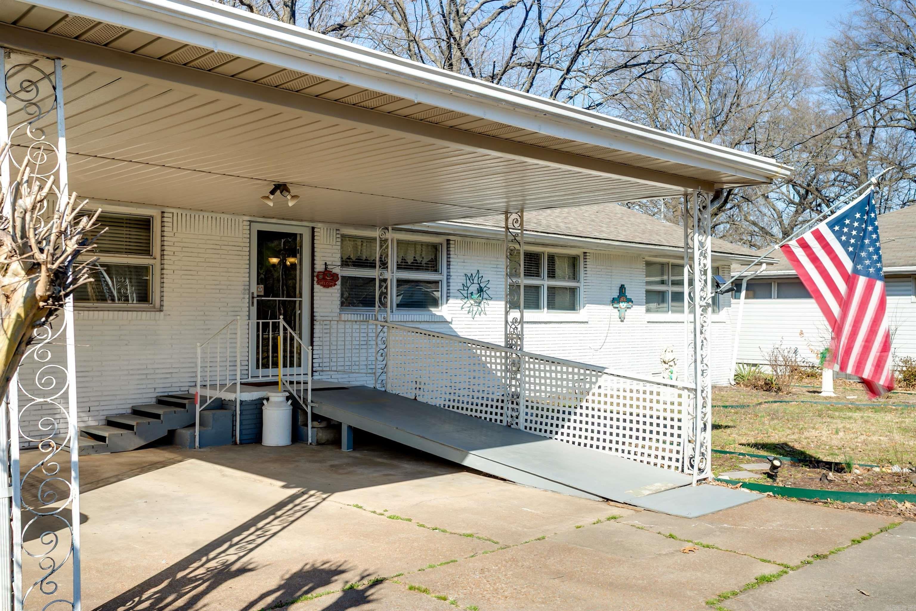 Home in Jonesboro, AR 72401 — photo 3
