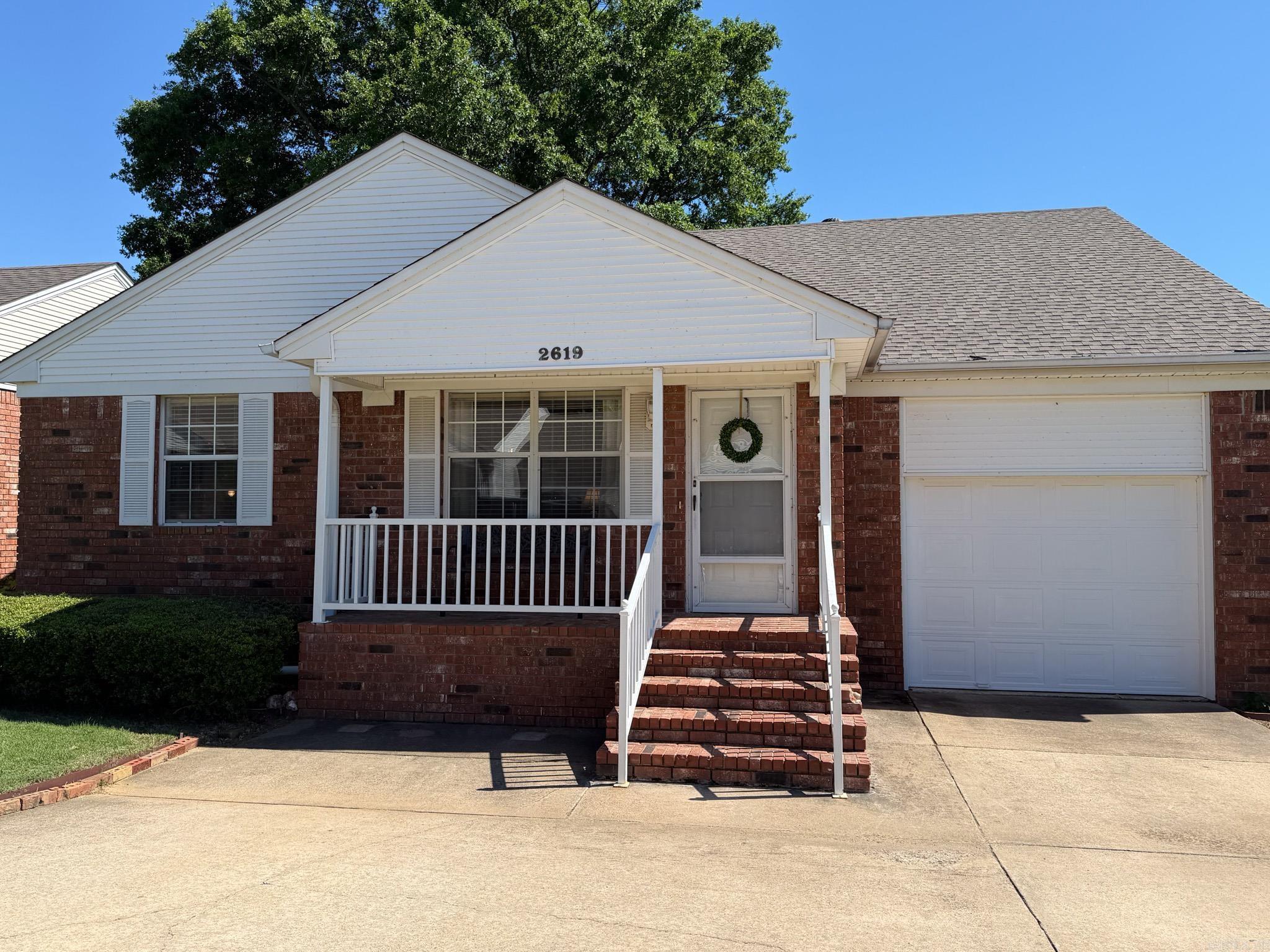 2619 Oak Meadow Place — photo