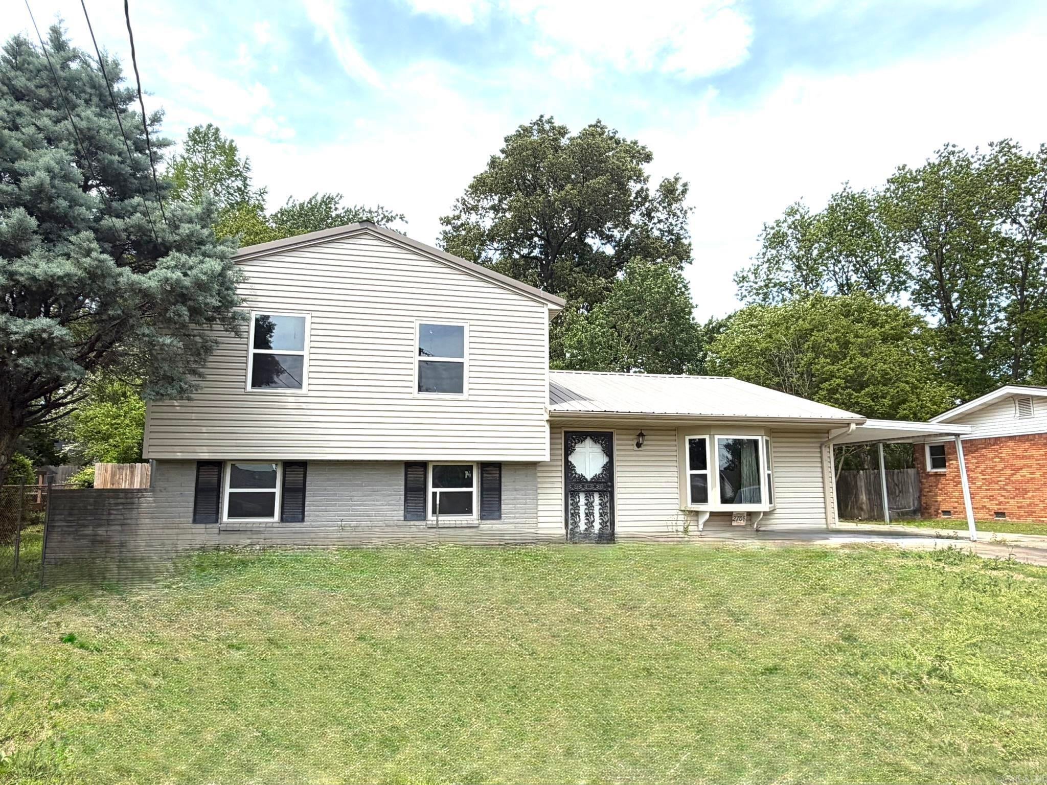 2708 Noble Drive — photo