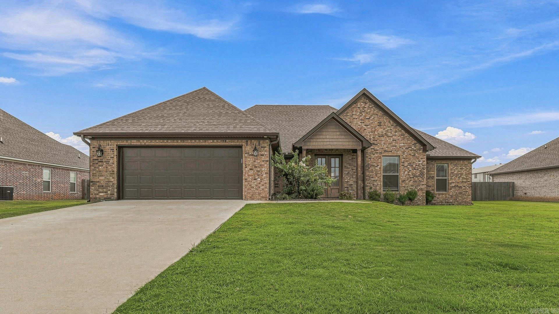114 Eva Lane — photo