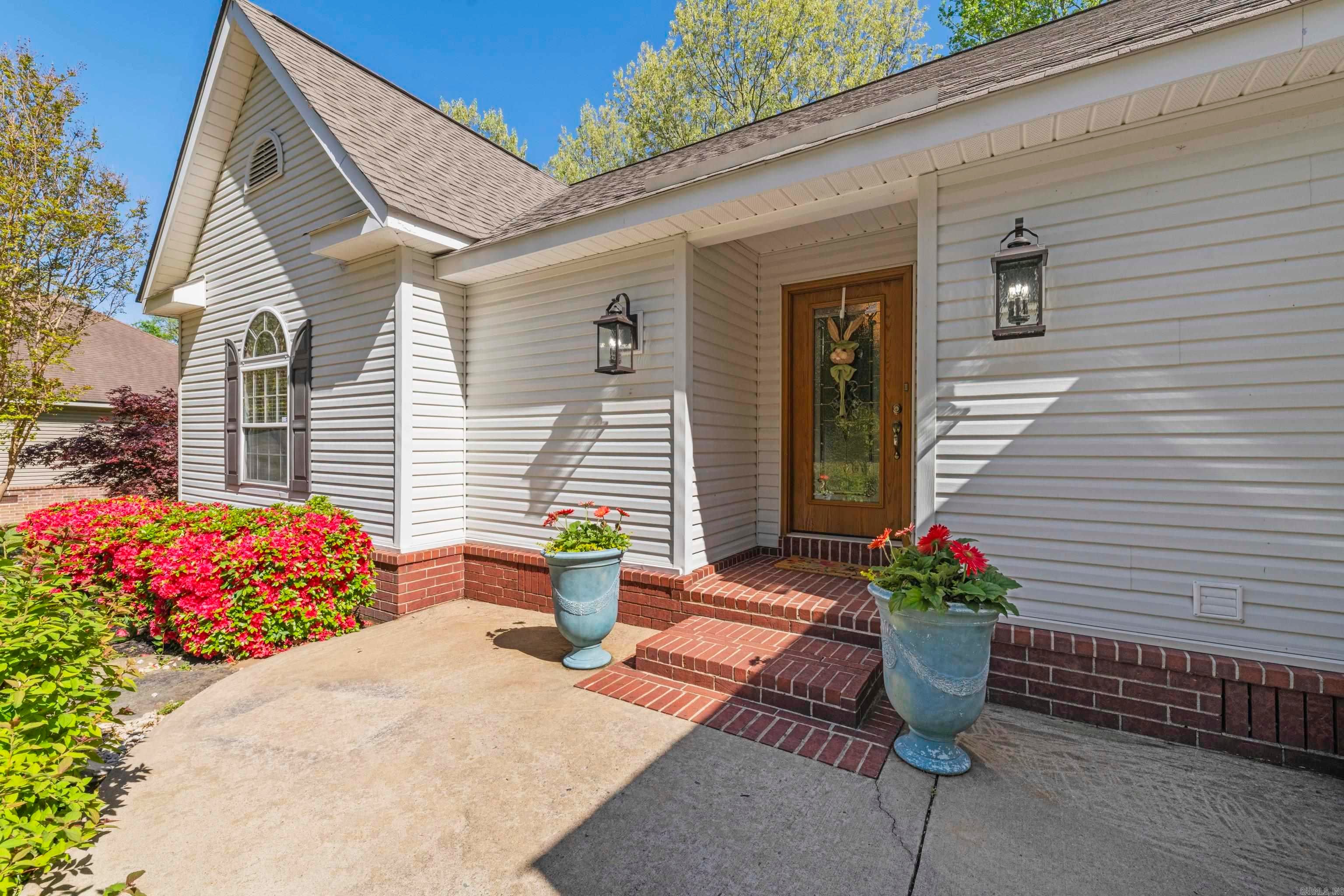 1408 Lee Place — photo