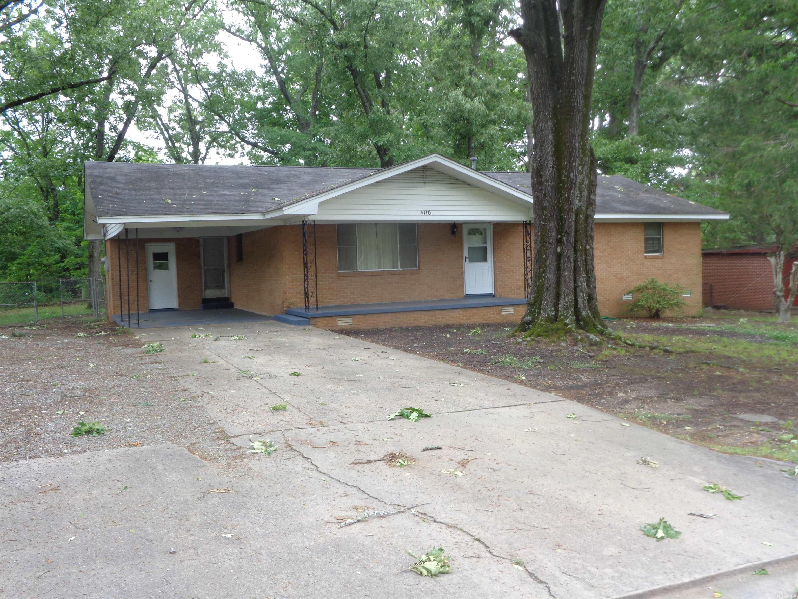 4110 Malloy Street — photo