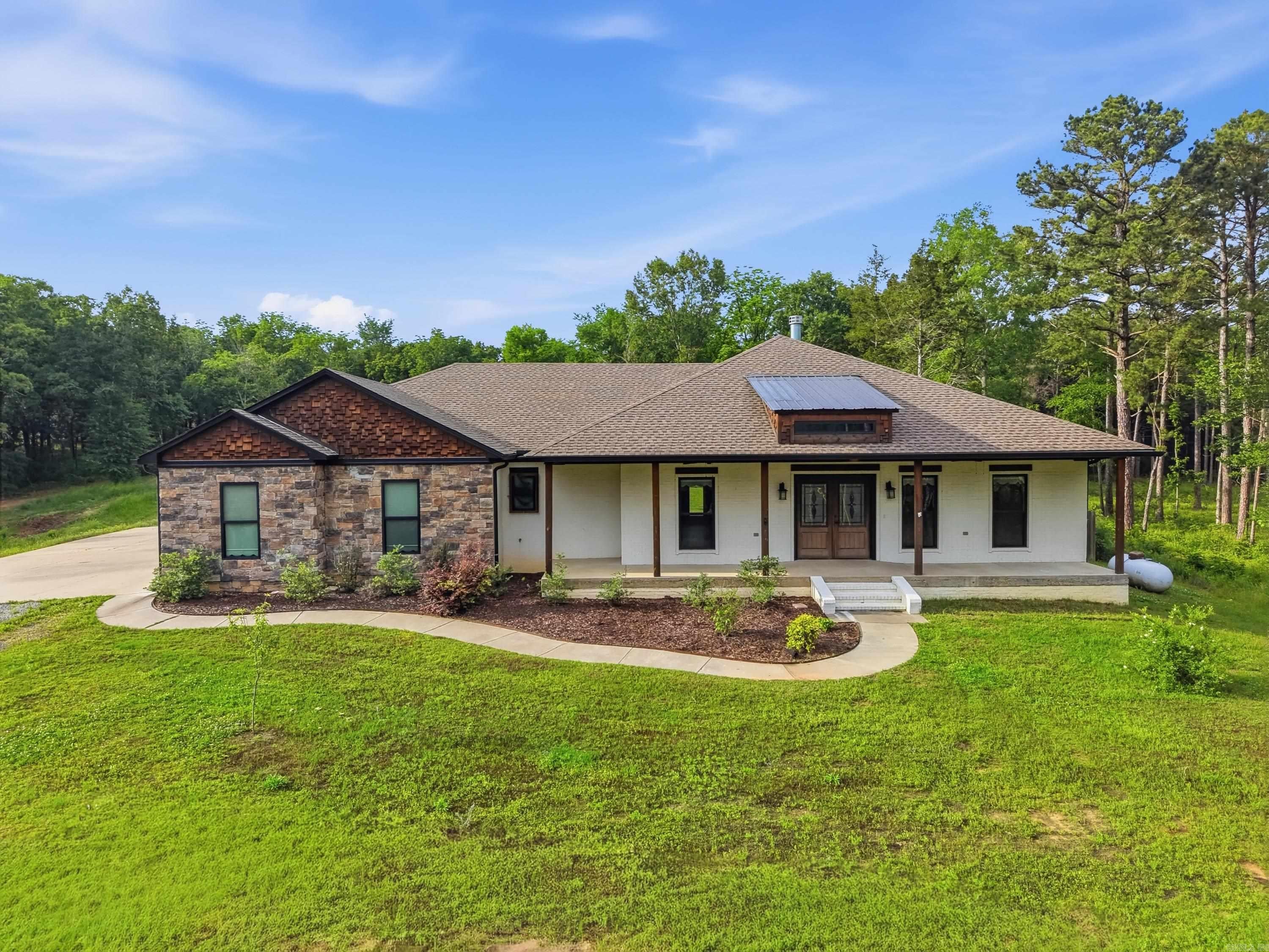 1030 Cadron Settlement Lane — photo