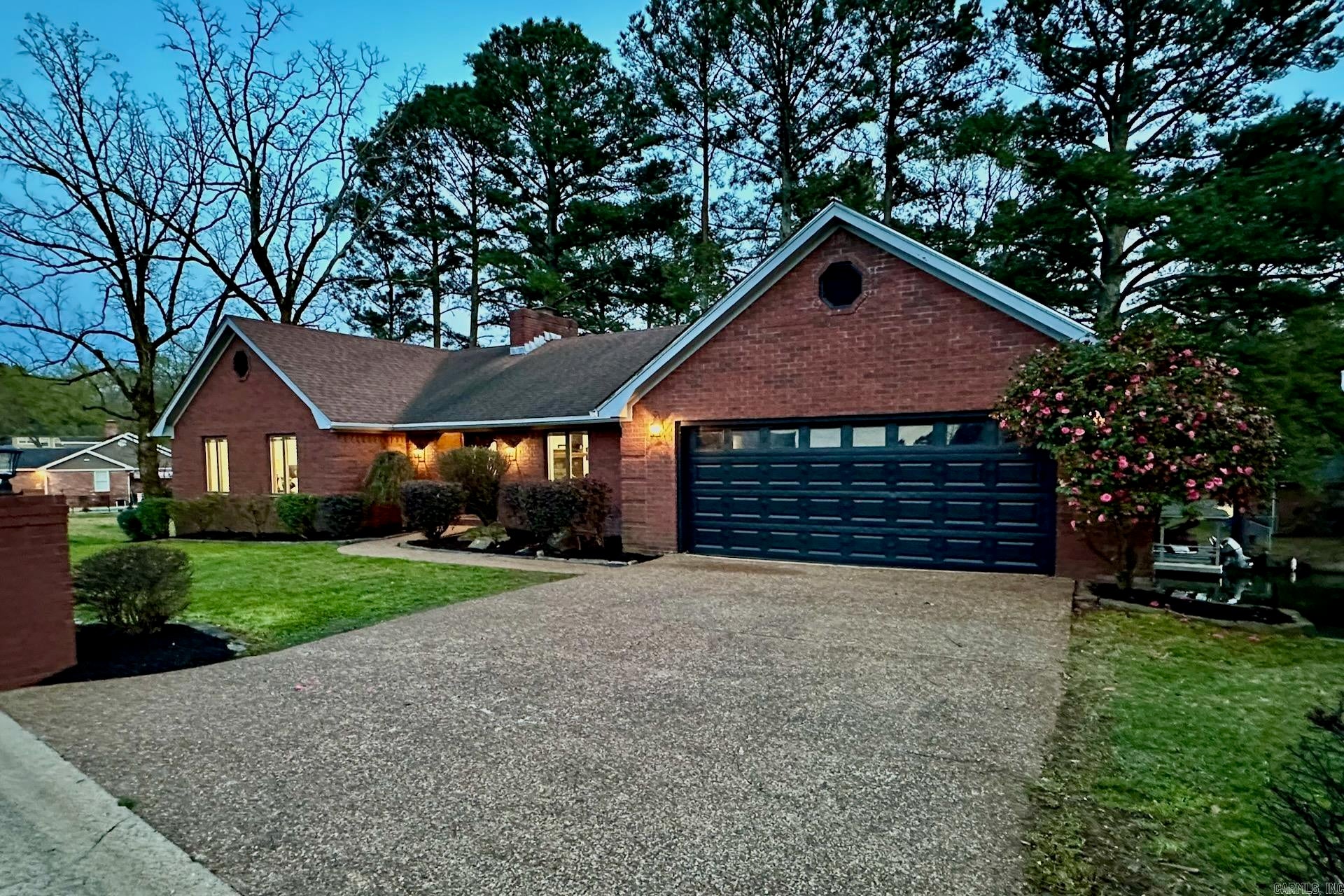 Home in Hot Springs National Park, AR 71913 — photo 2
