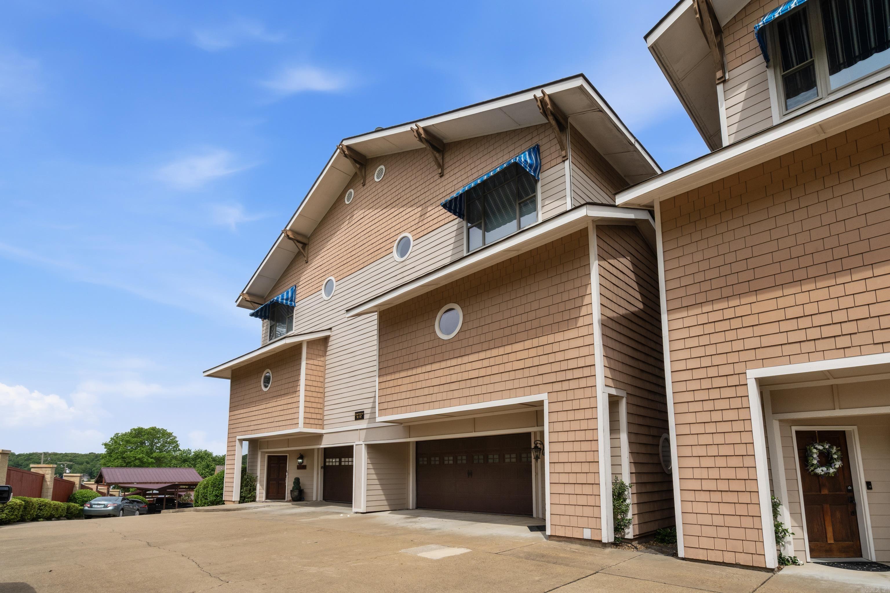 244 Bayou Point 401B — photo