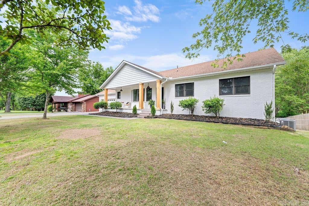 2509 Lakewood Drive — photo