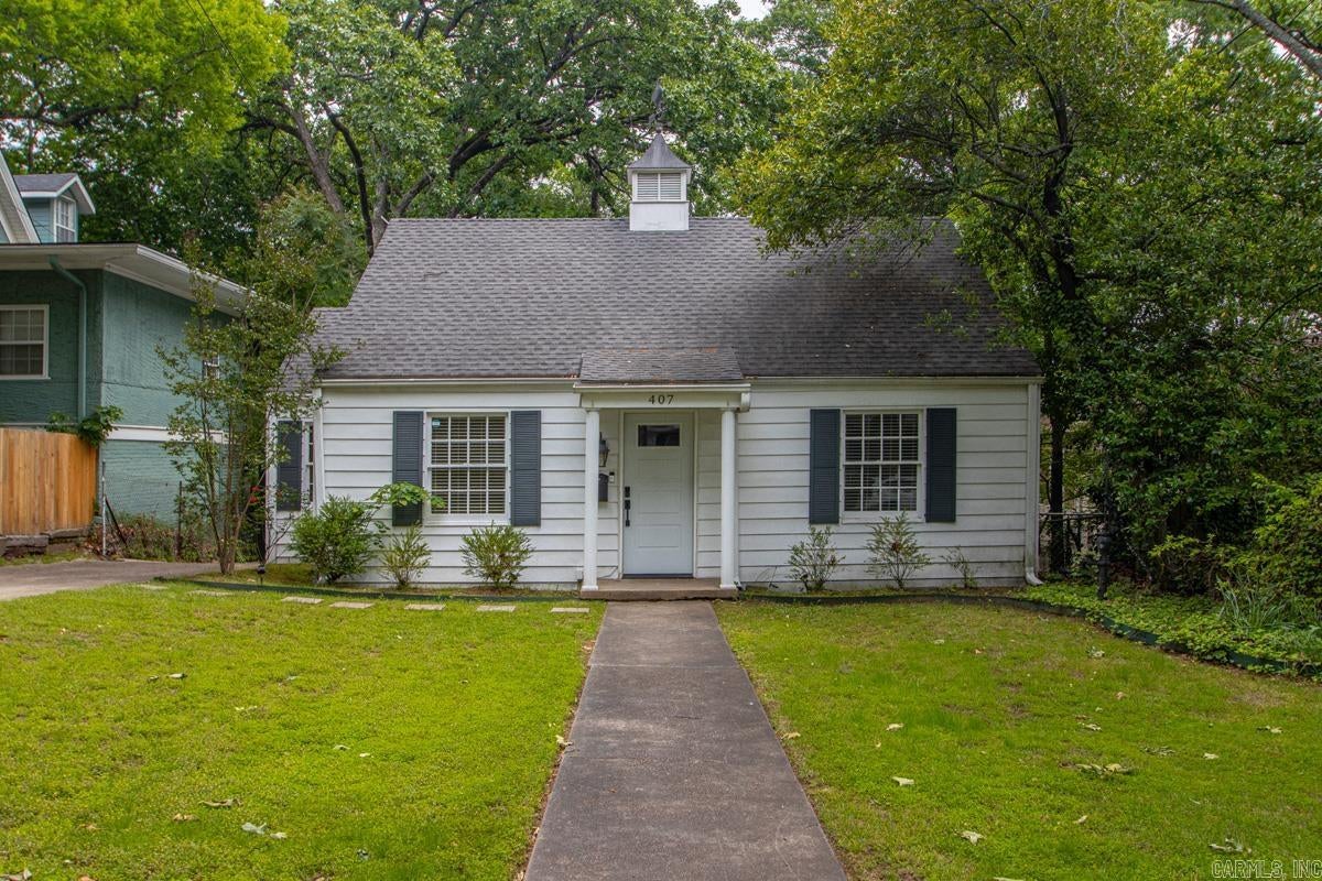 407 Walnut Street — photo