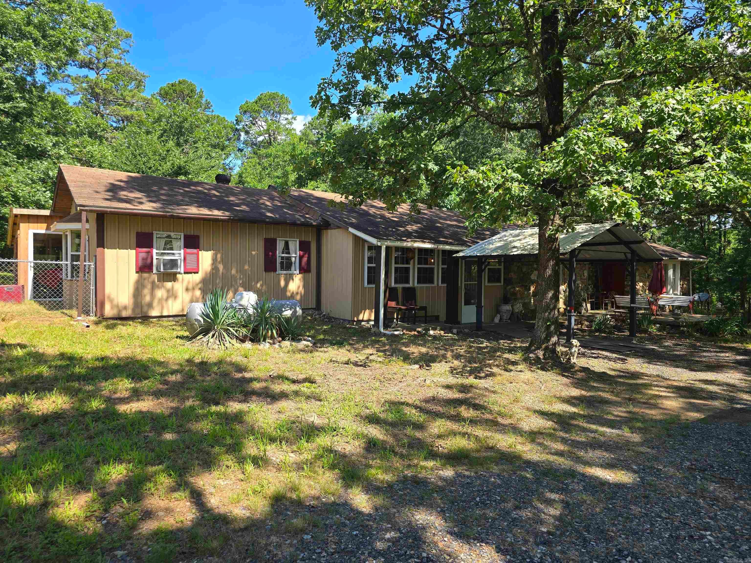 163 Polk Road 659 — photo