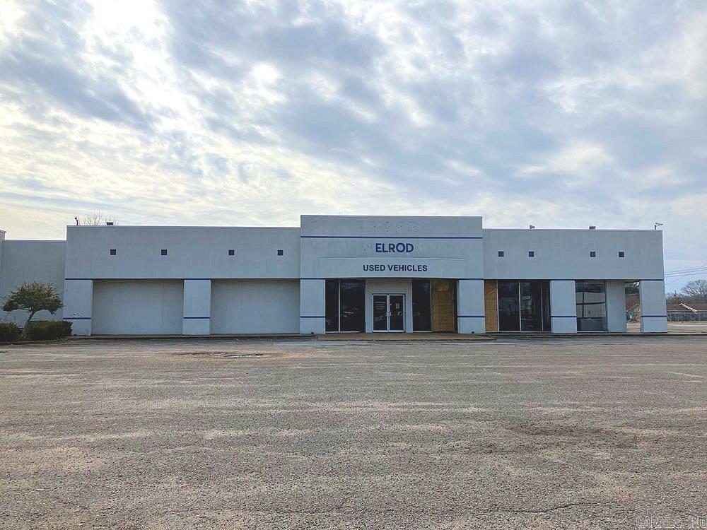 2500 E Harding Avenue, Pine Bluff, AR 71601 — photo 2