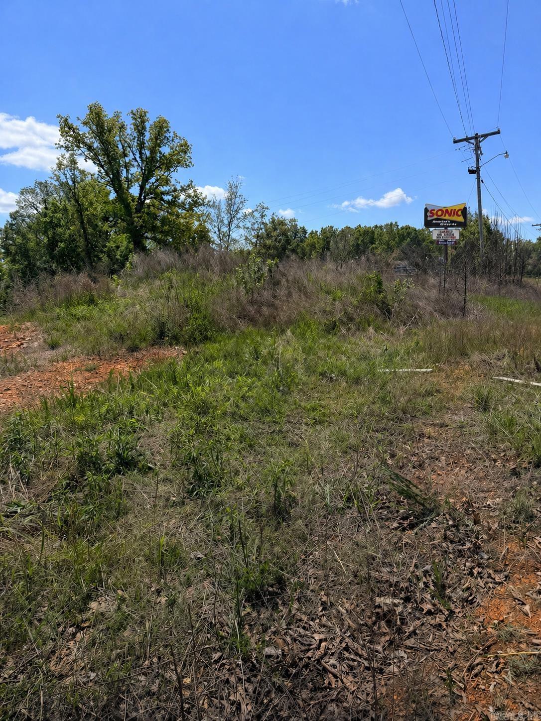 Home in Ash Flat, AR 72513 — photo 2