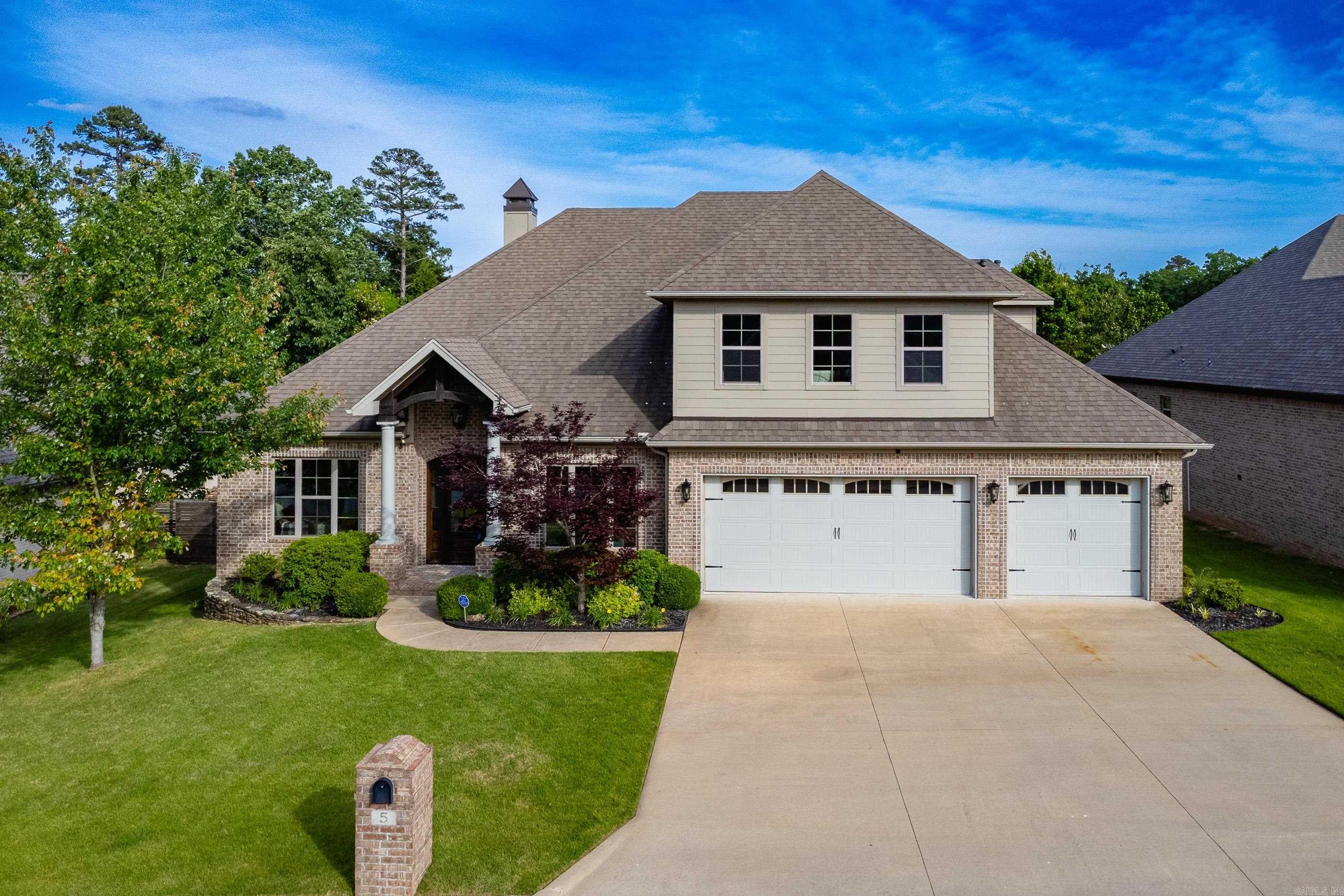 5 Miramar Court — photo