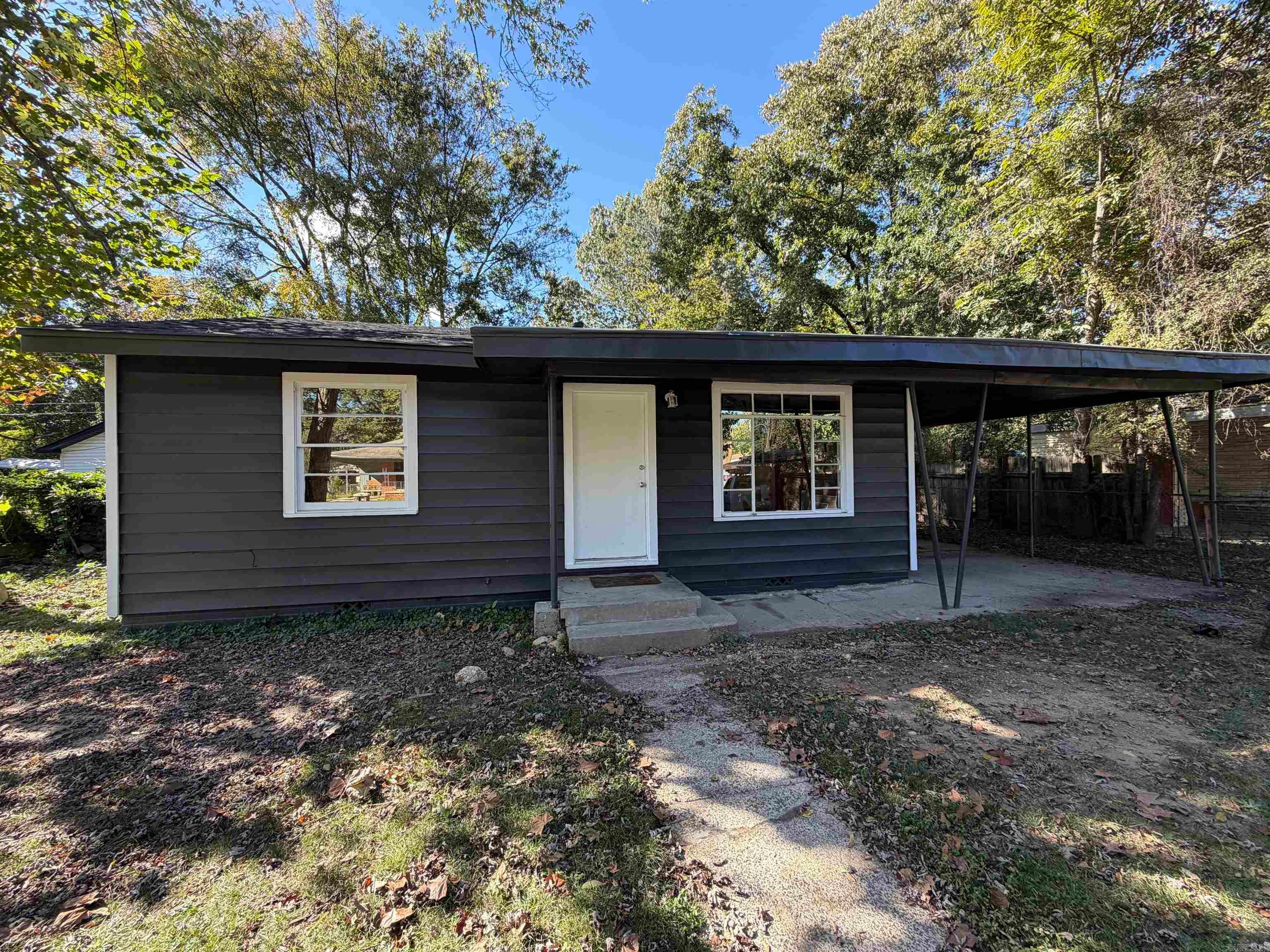 84 Lancaster — photo