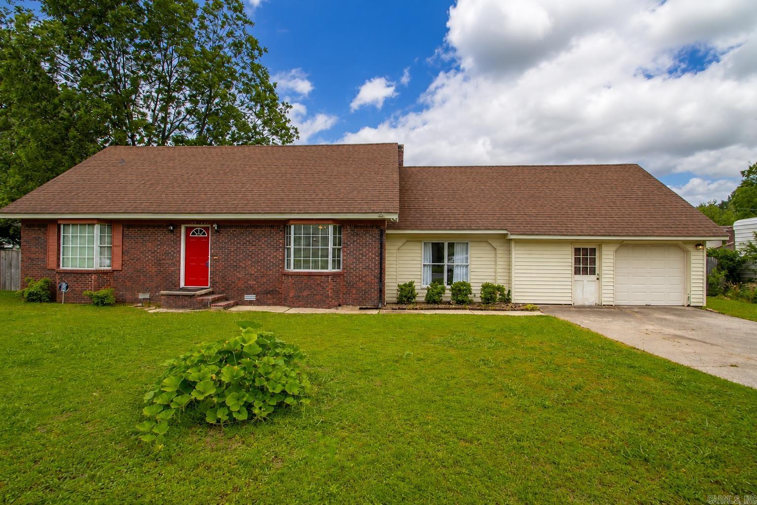 52 Cardinal Valley Drive — photo