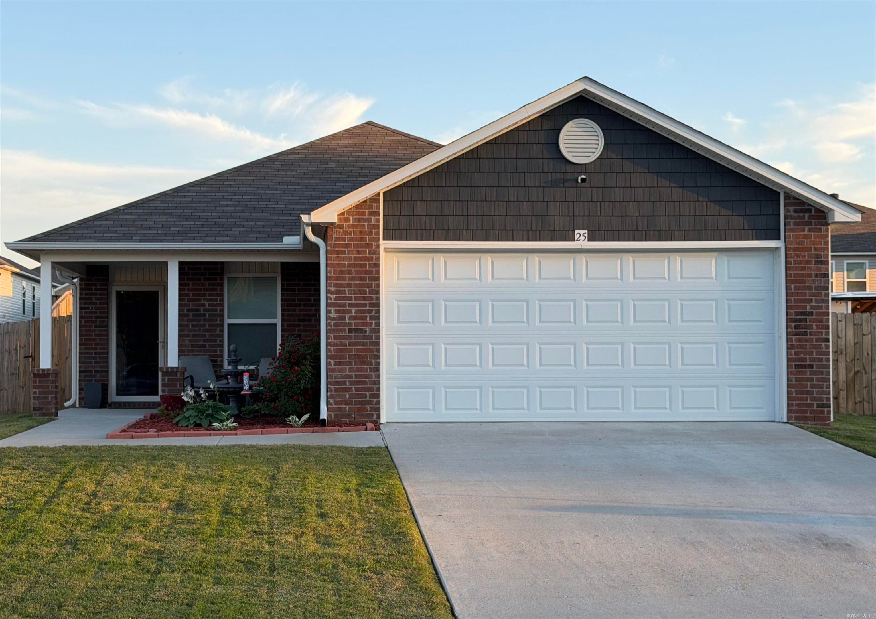 25 Swayze Rhys Ln. — photo