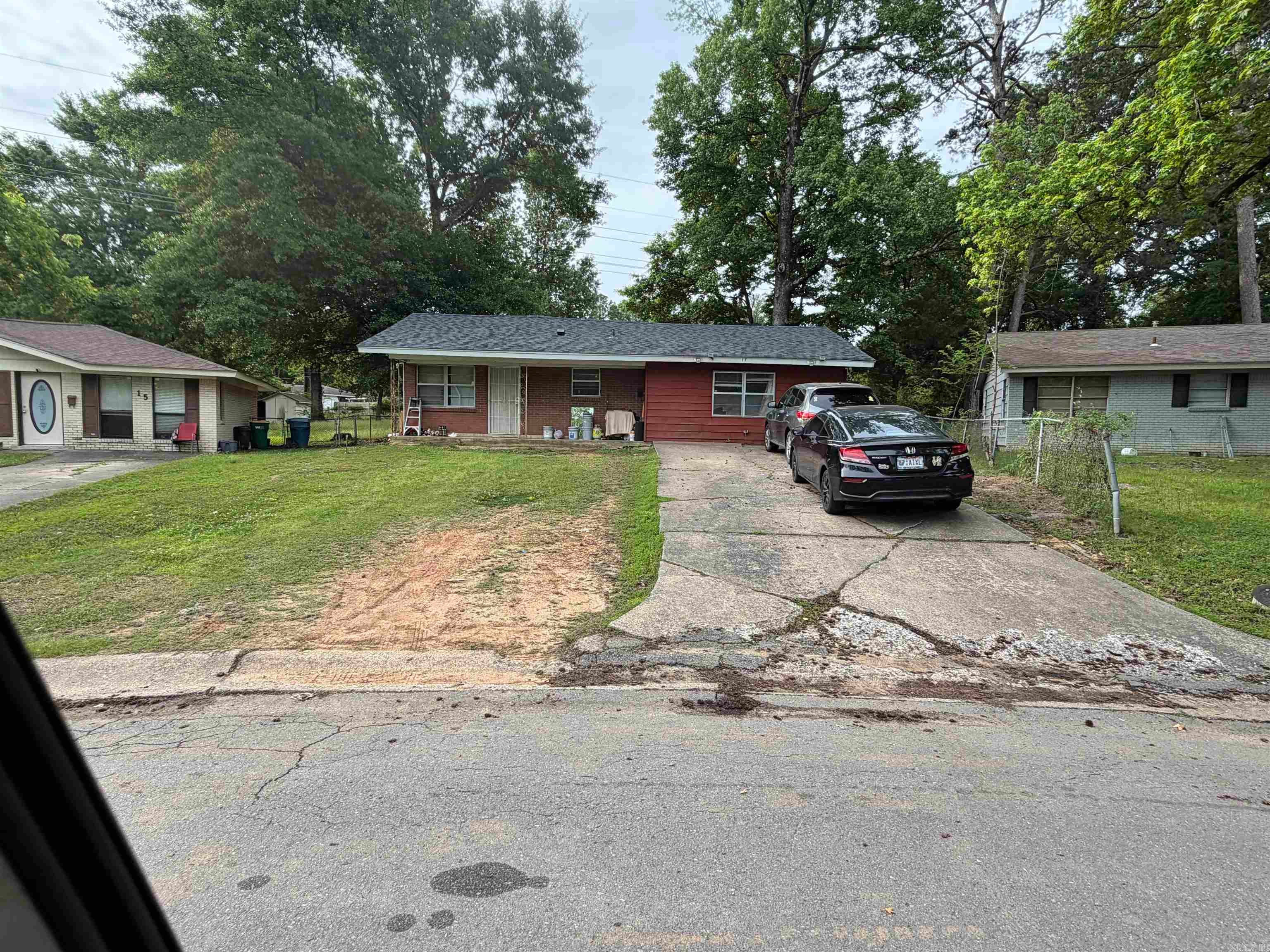 17 Newland Drive — photo