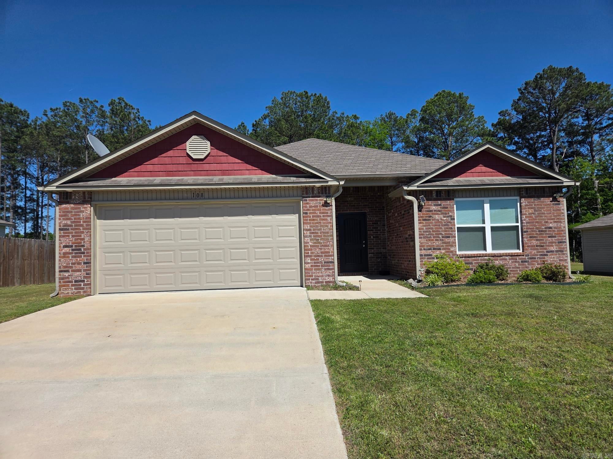 108 James Drive — photo